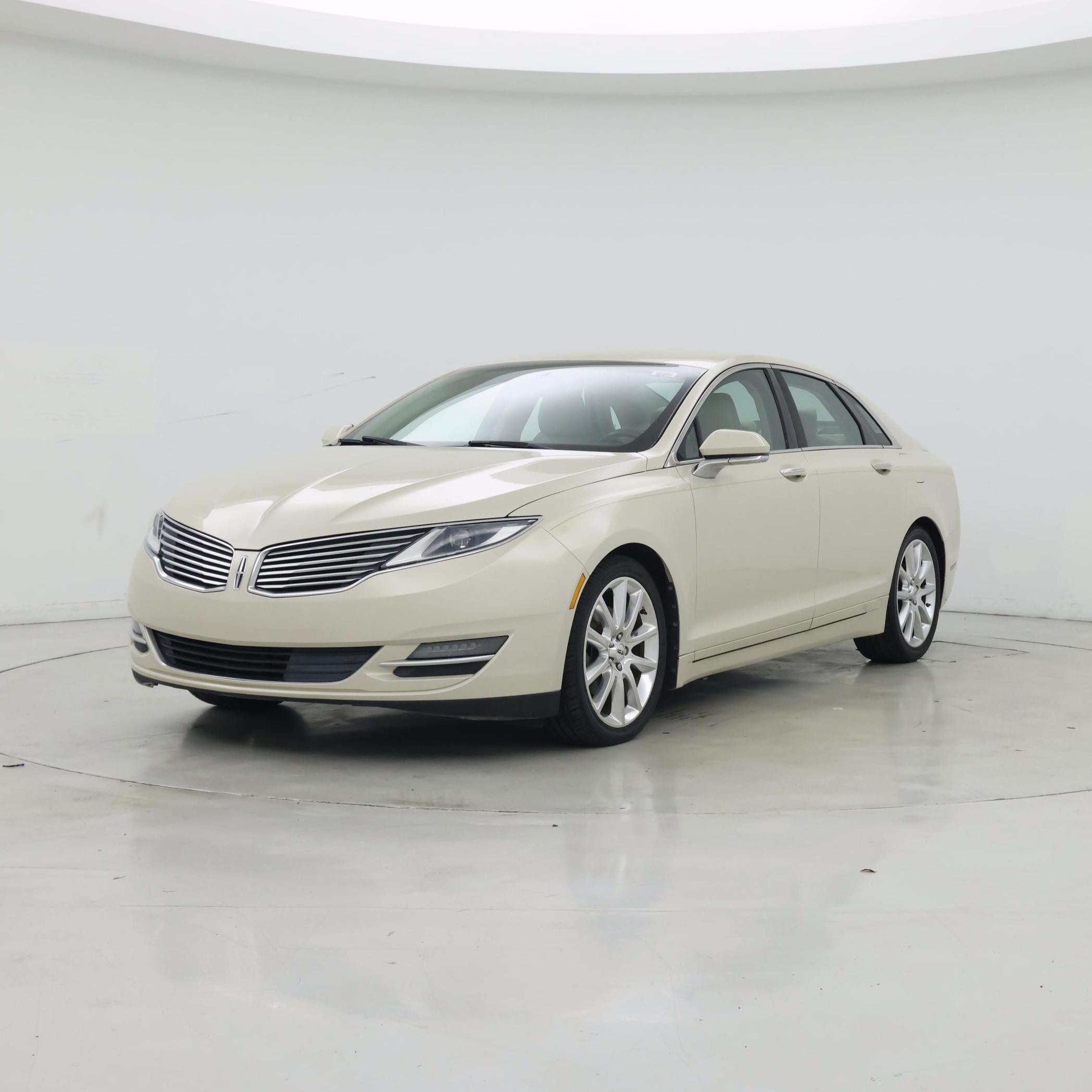 Thumbnail: 2016 Lincoln MKZ - 4
