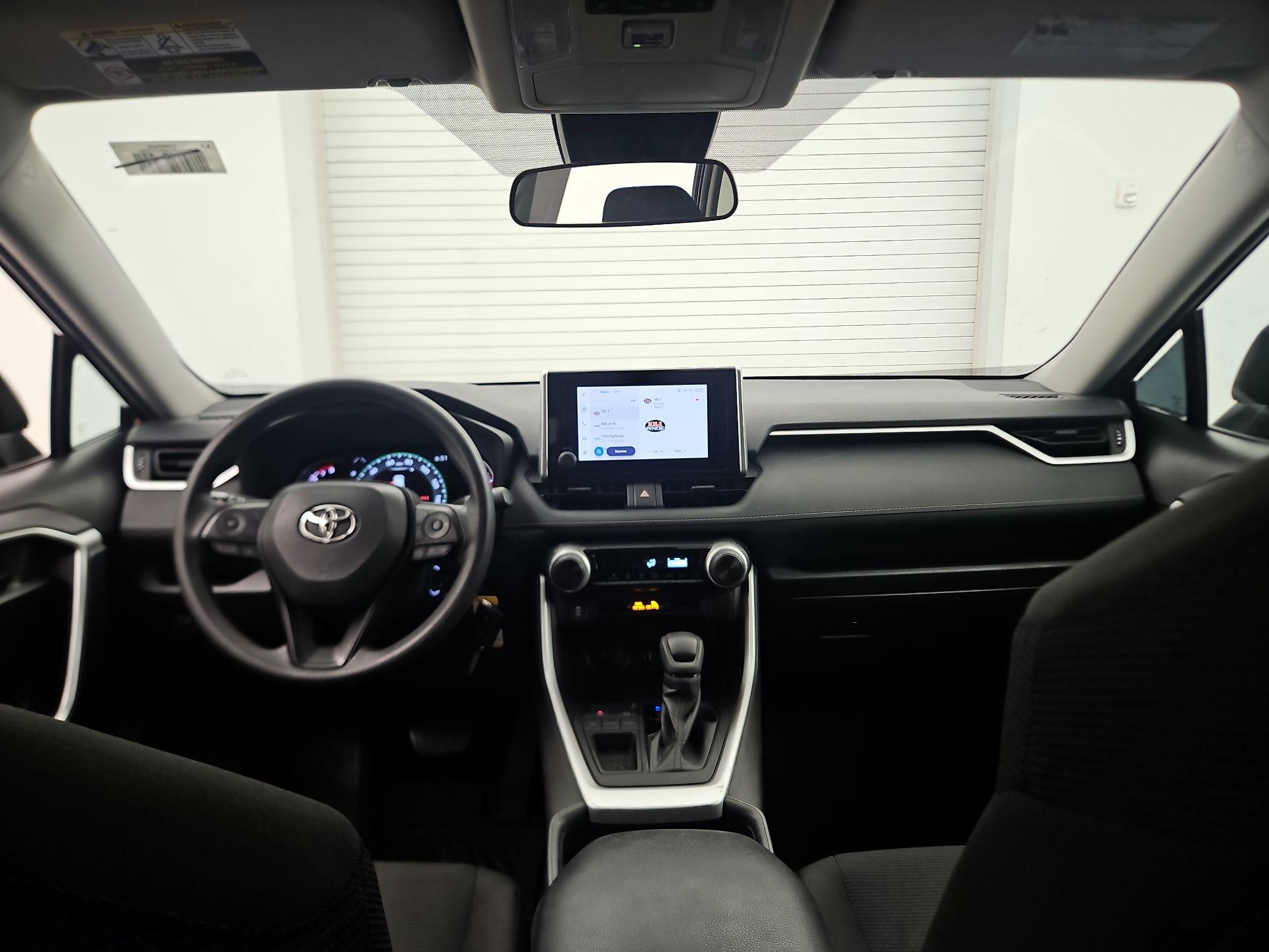 Thumbnail: 2023 Toyota RAV4 - 9