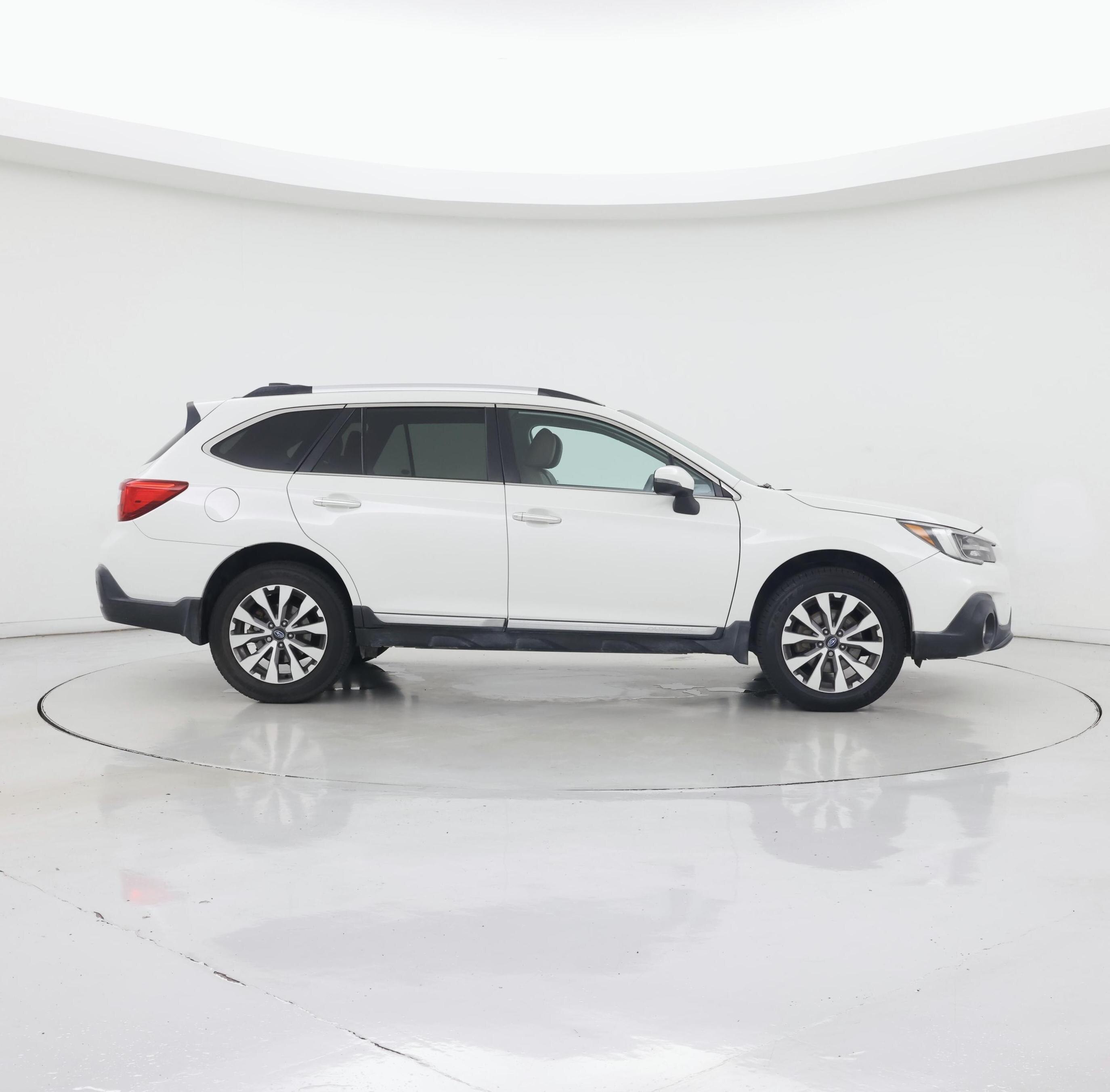 Thumbnail: 2018 Subaru Outback - 7