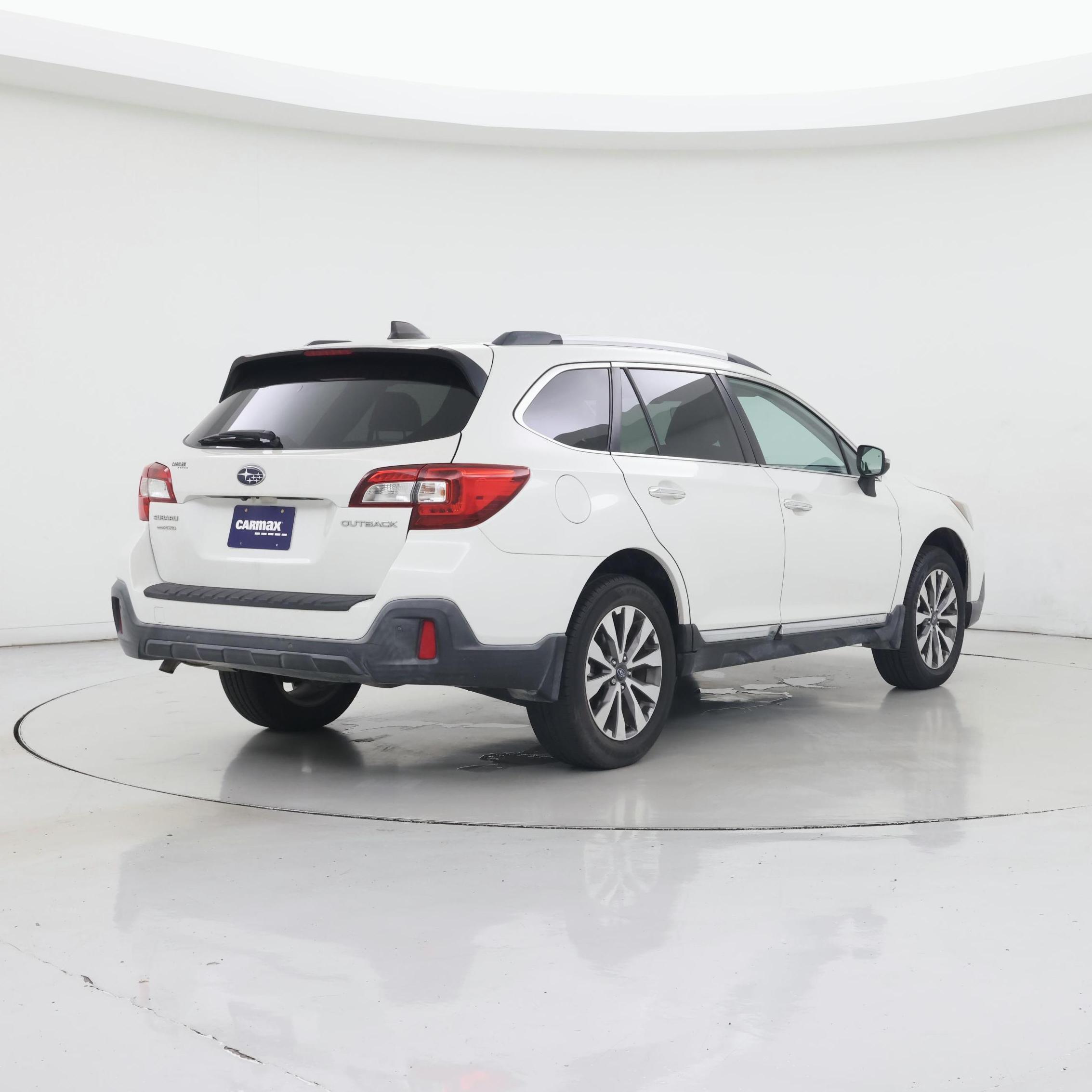 Thumbnail: 2018 Subaru Outback - 8