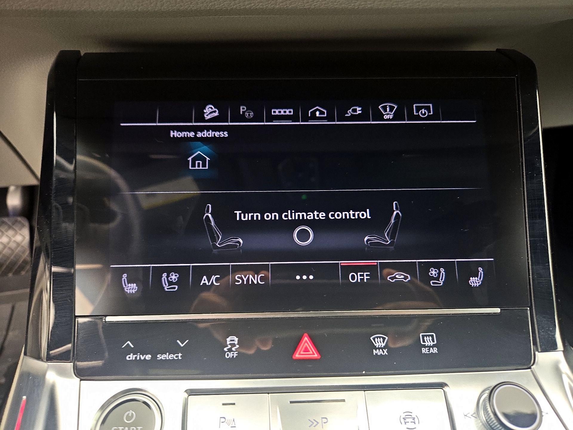 Thumbnail: 2024 Audi Q8 e-tron - 17