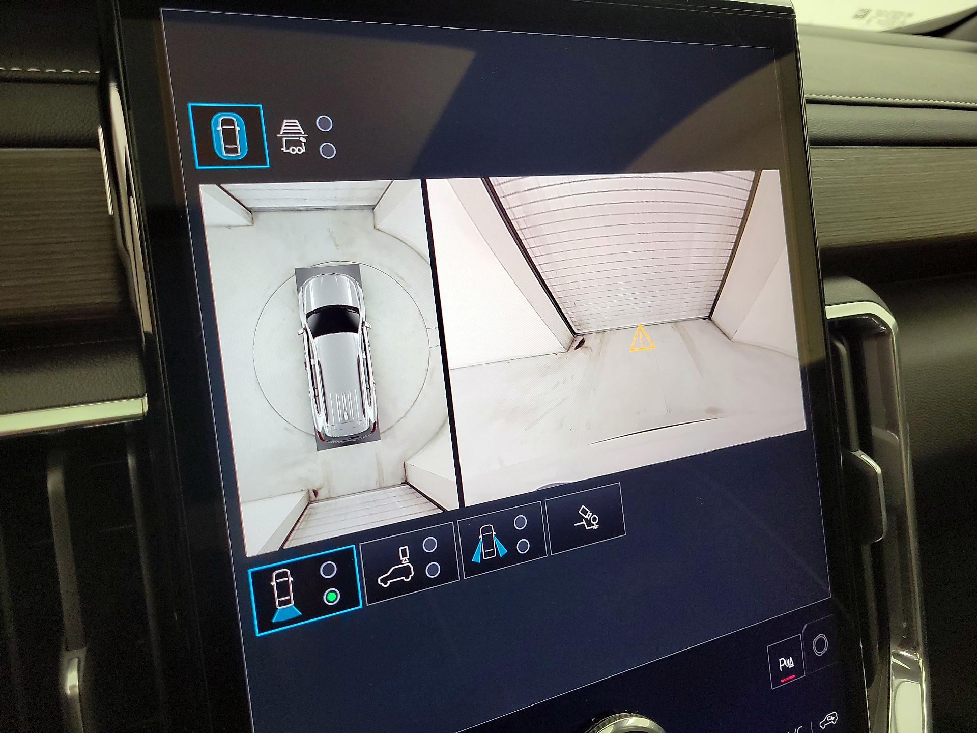 Thumbnail: 2025 GMC Acadia - 14