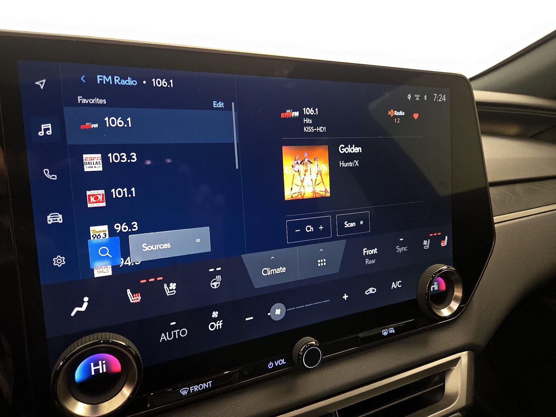 Thumbnail: 2023 Lexus RX - 15