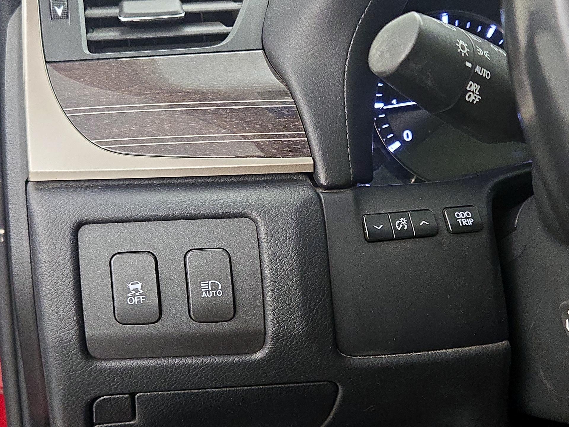 Thumbnail: 2016 Lexus GS - 13