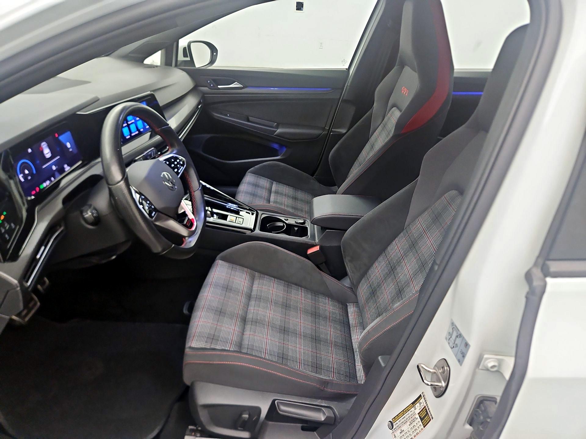 Thumbnail: 2024 Volkswagen Golf - 11