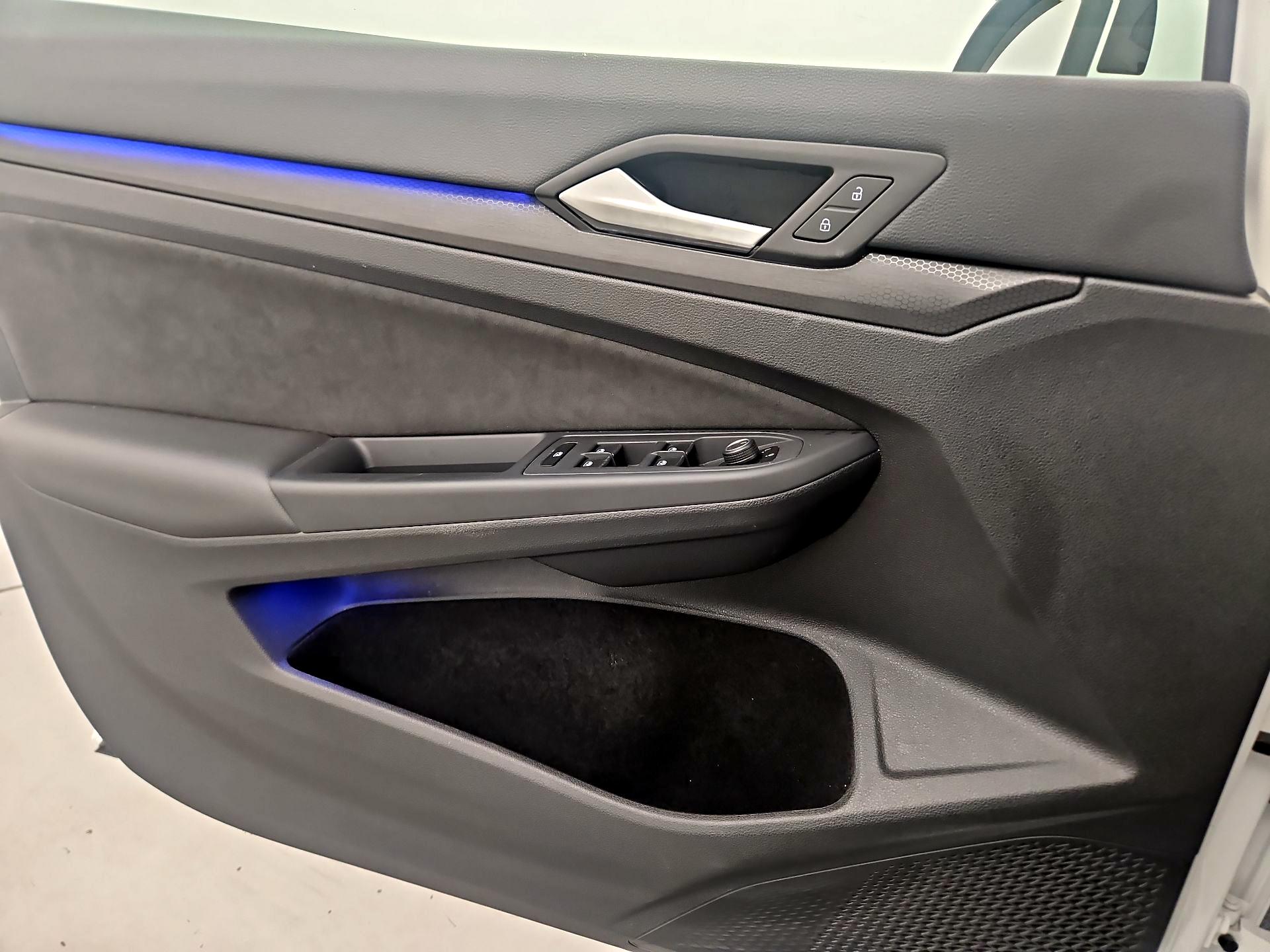 Thumbnail: 2024 Volkswagen Golf - 12