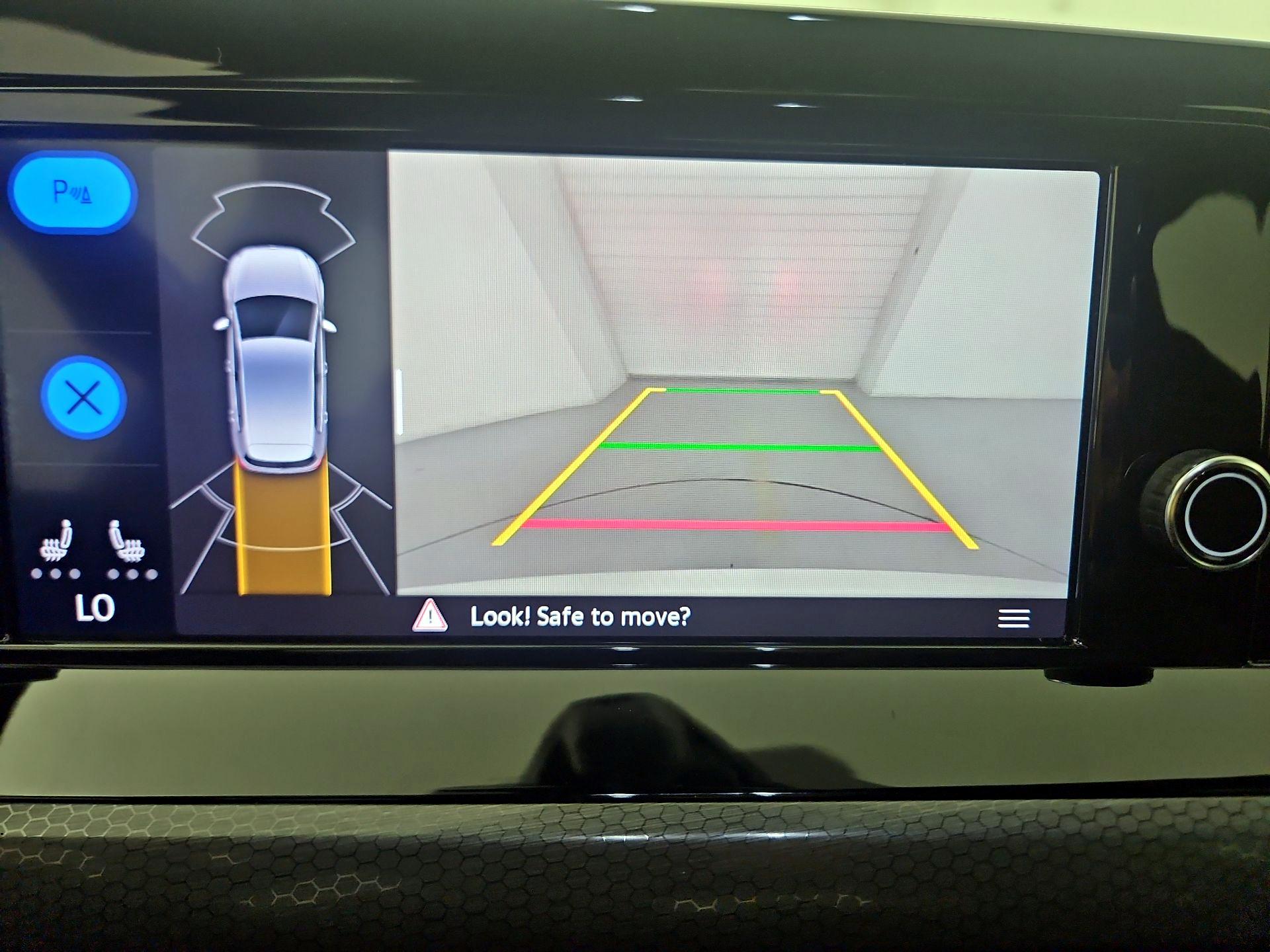 Thumbnail: 2024 Volkswagen Golf - 14