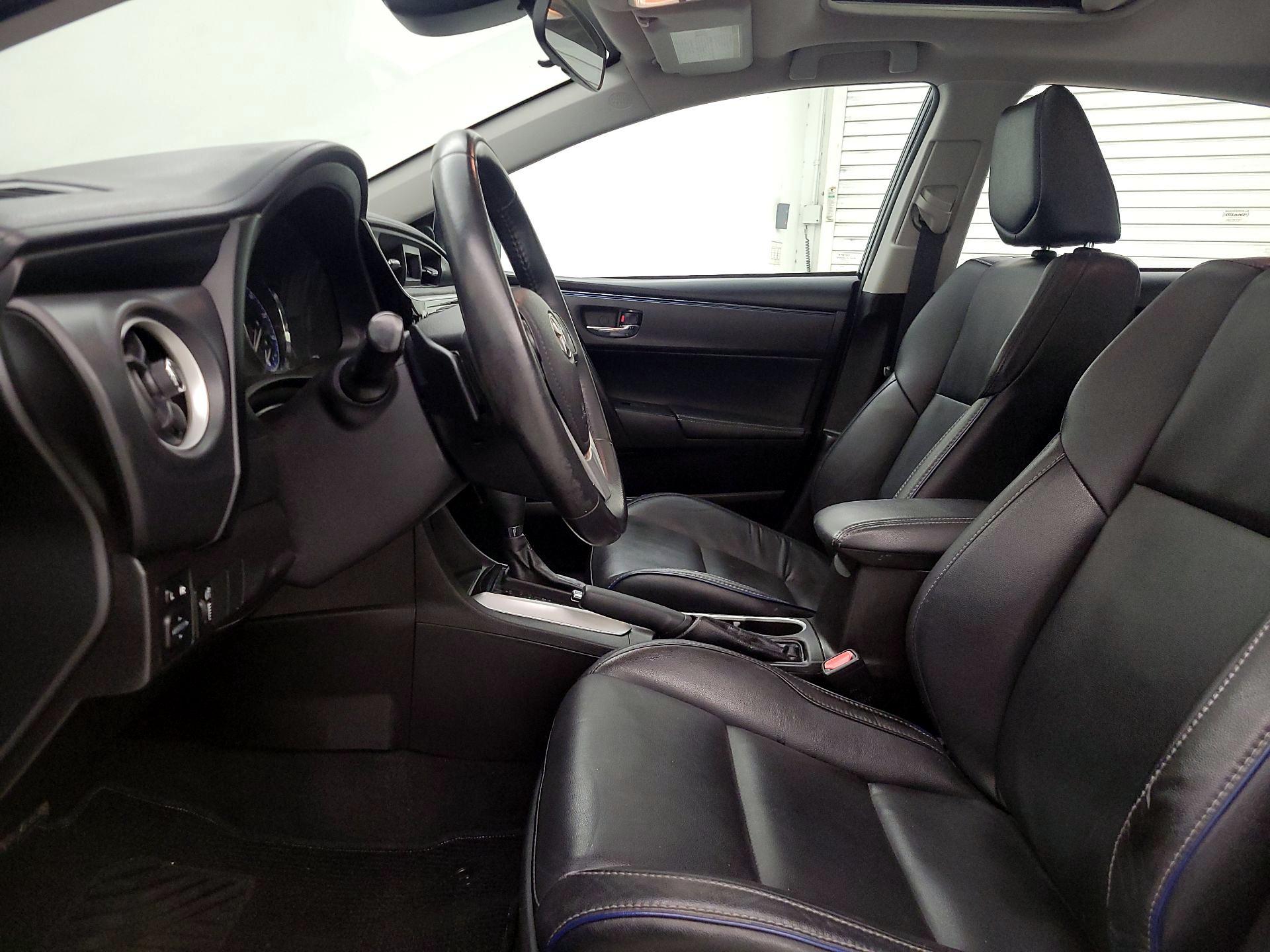 Thumbnail: 2017 Toyota Corolla - 11