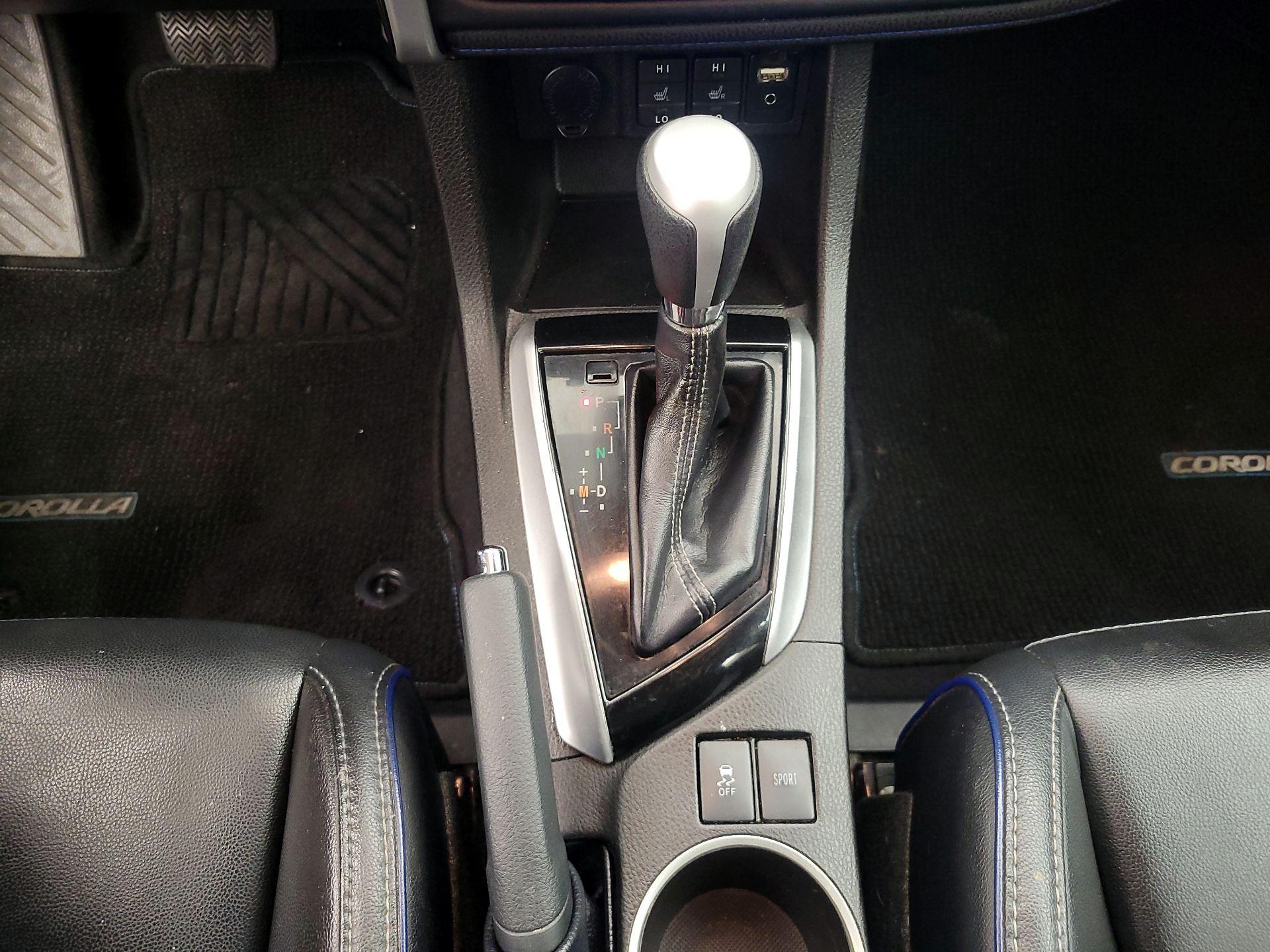 Thumbnail: 2017 Toyota Corolla - 17