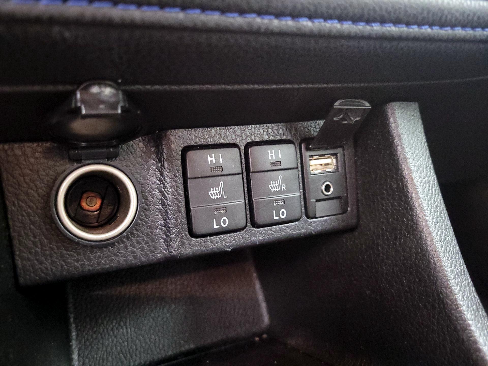 Thumbnail: 2017 Toyota Corolla - 18