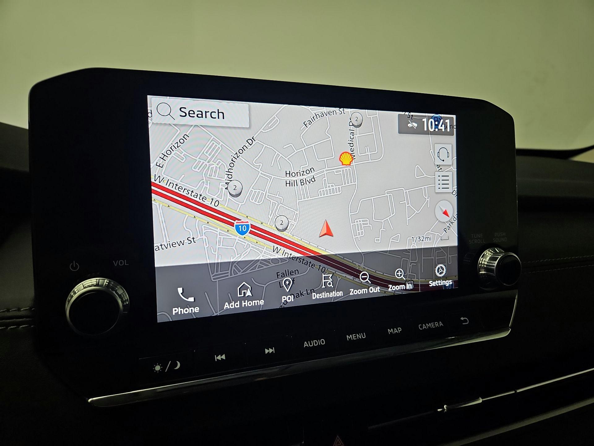 Thumbnail: 2022 Mitsubishi Outlander - 14