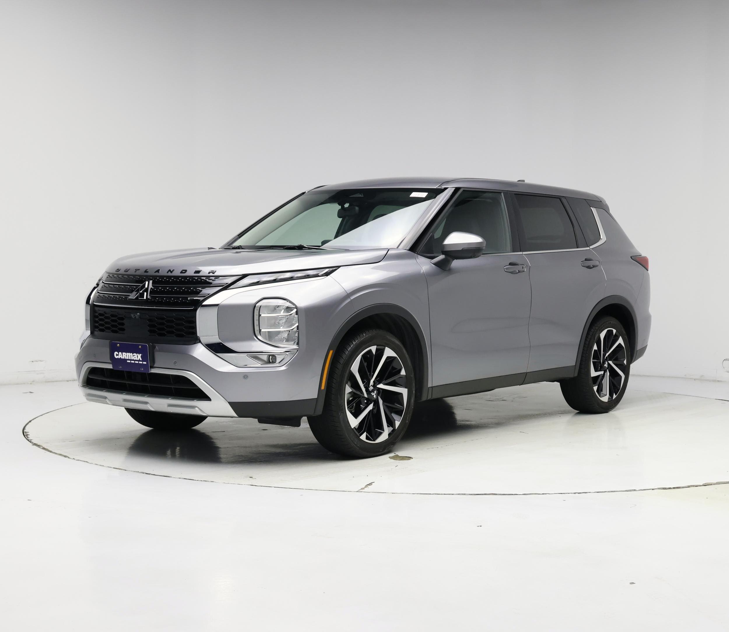 Thumbnail: 2022 Mitsubishi Outlander - 4