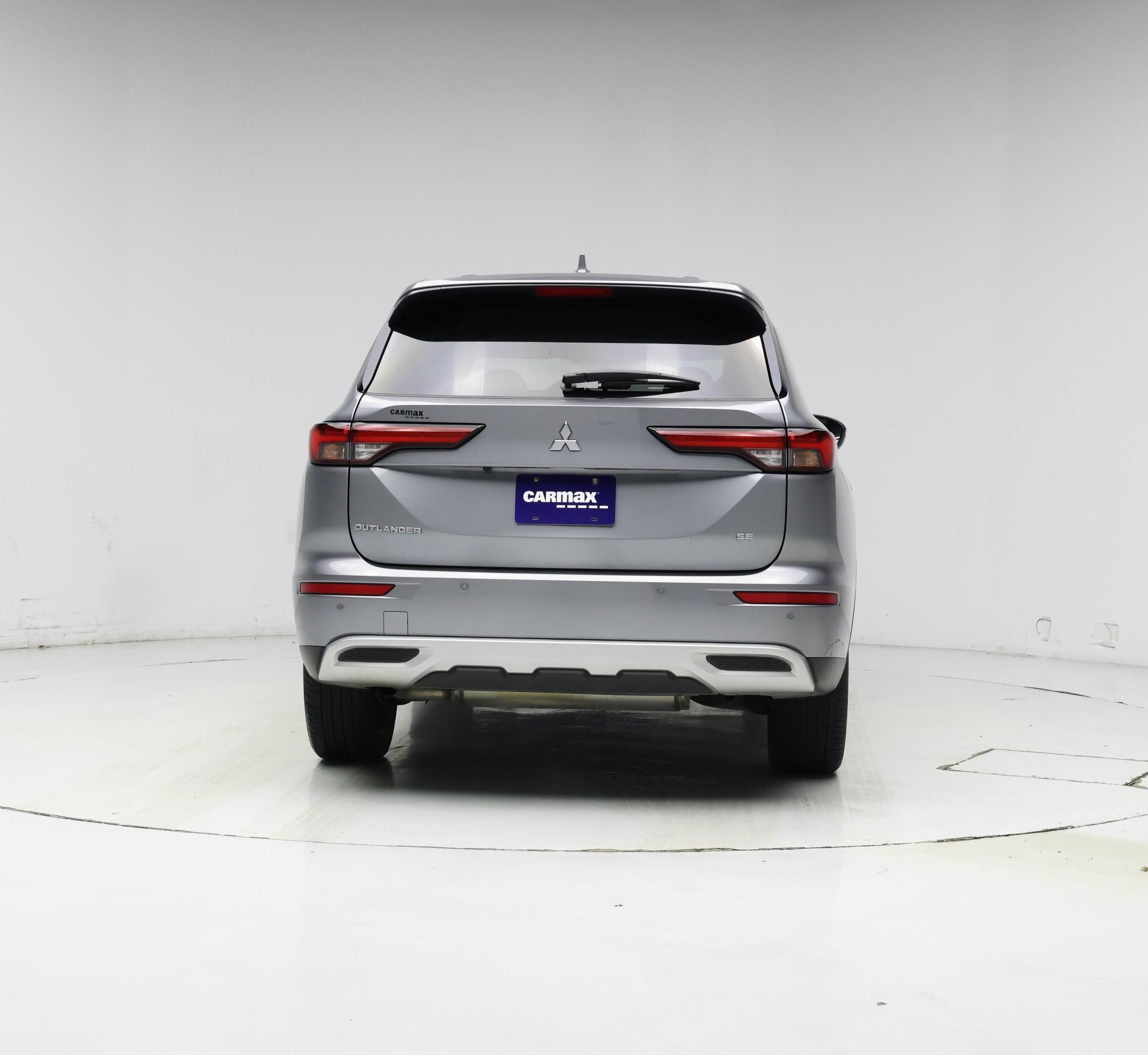 Thumbnail: 2022 Mitsubishi Outlander - 6