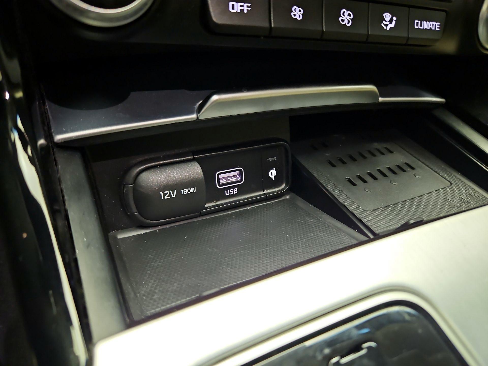 Thumbnail: 2023 Kia Stinger - 19