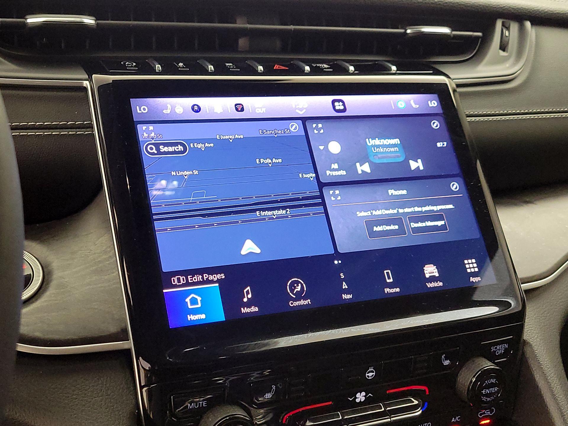 Thumbnail: 2023 Jeep Grand Cherokee - 14