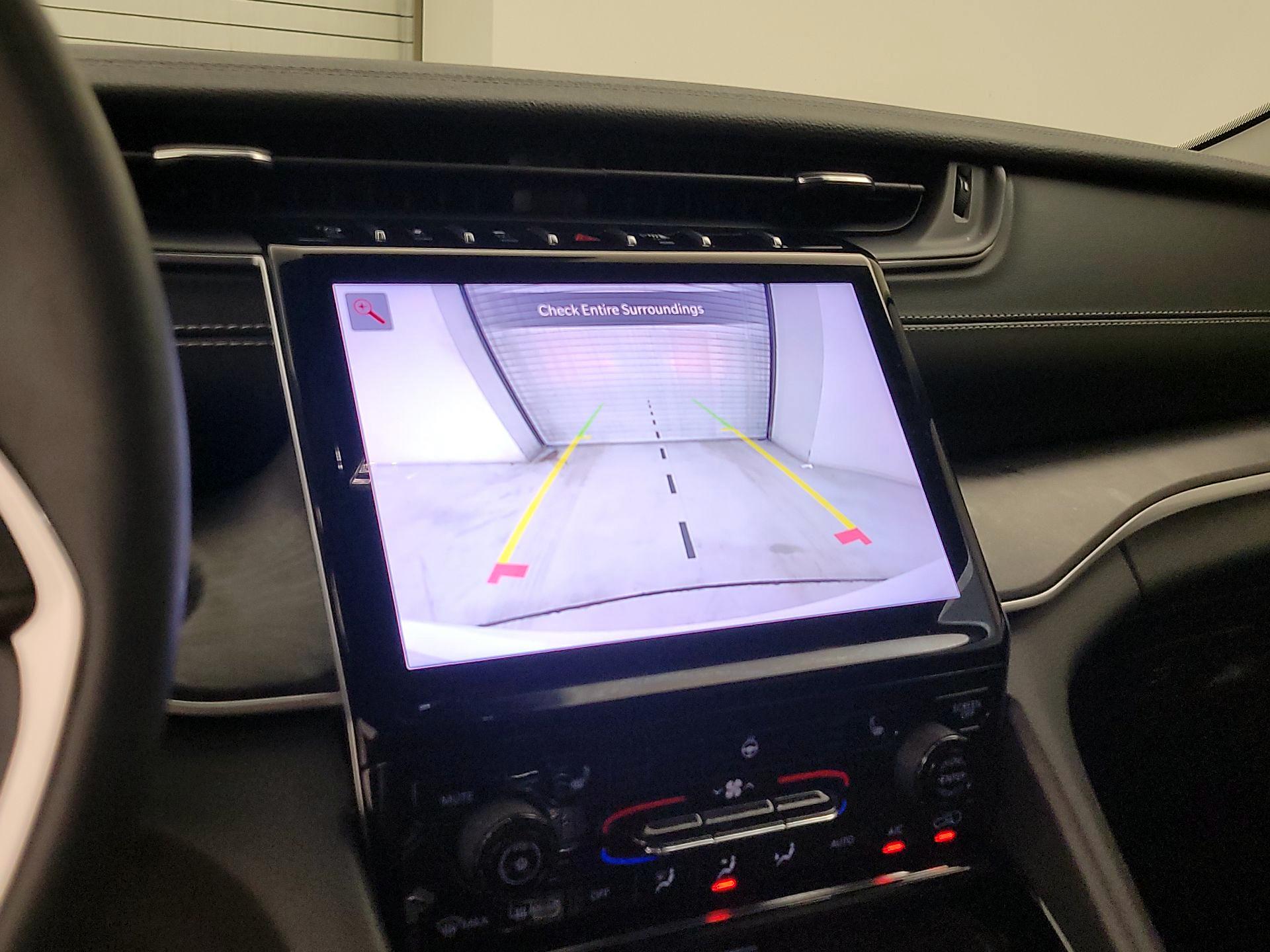 Thumbnail: 2023 Jeep Grand Cherokee - 15