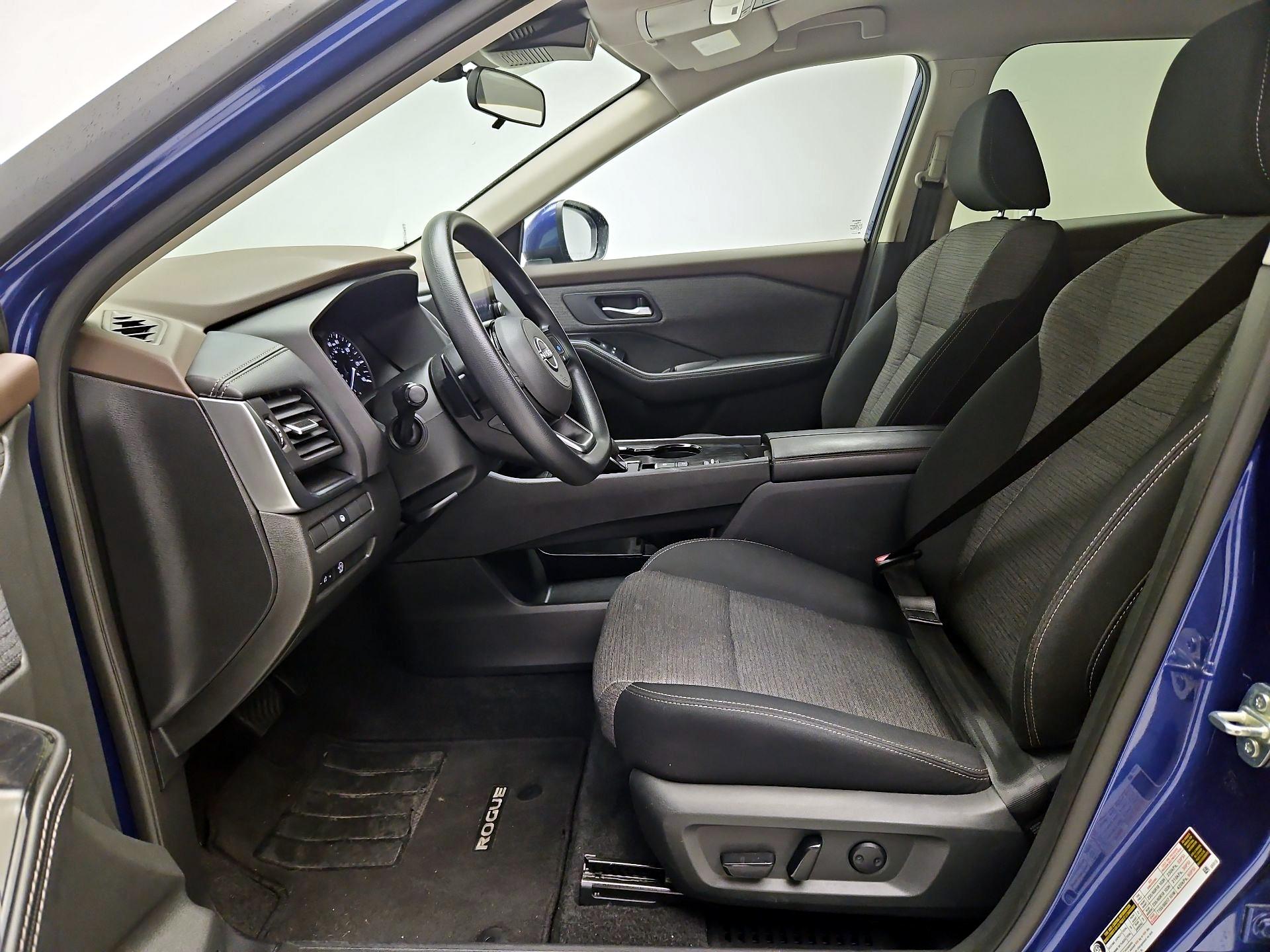 Thumbnail: 2023 Nissan Rogue - 11