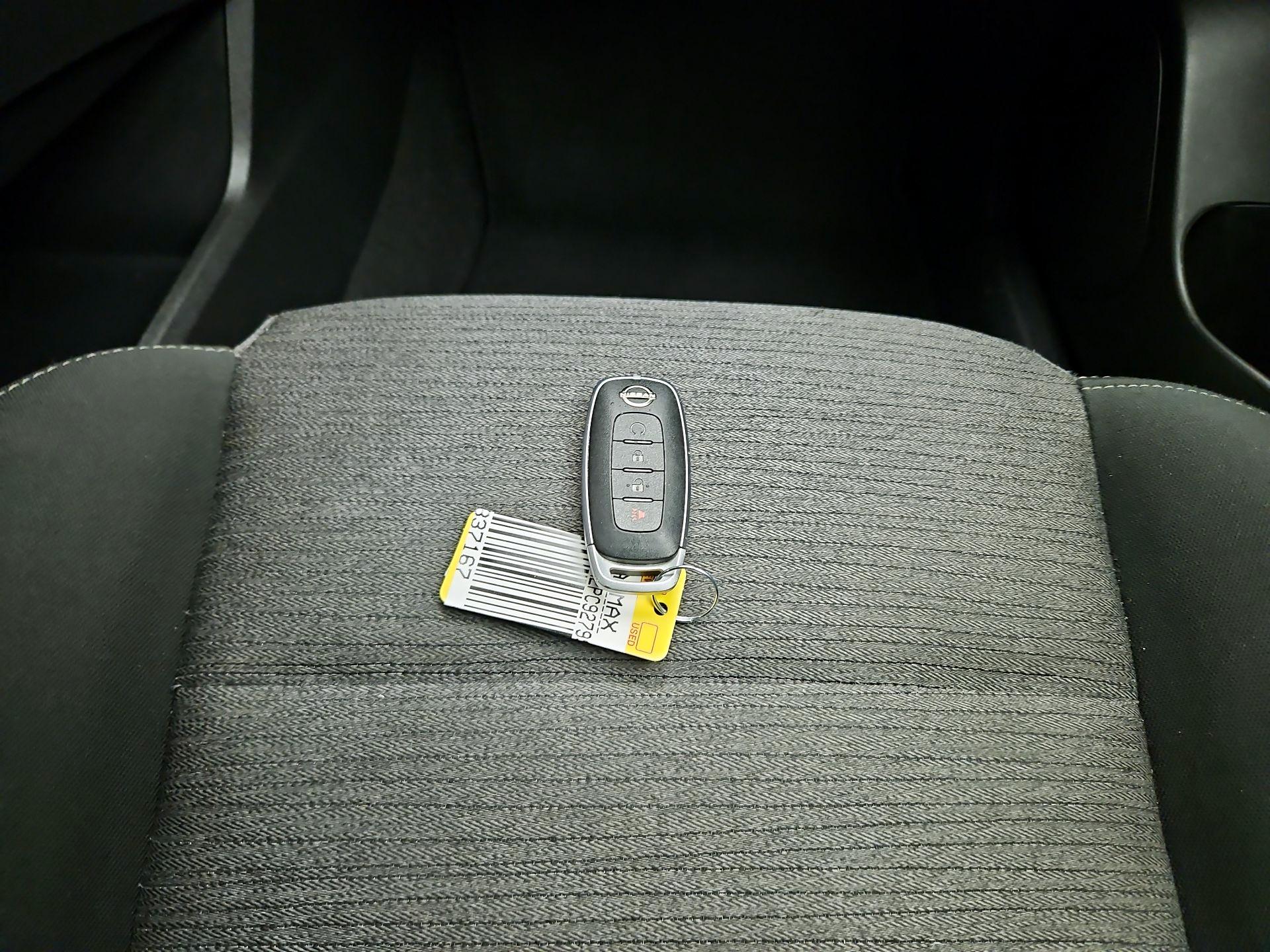 Thumbnail: 2023 Nissan Rogue - 20