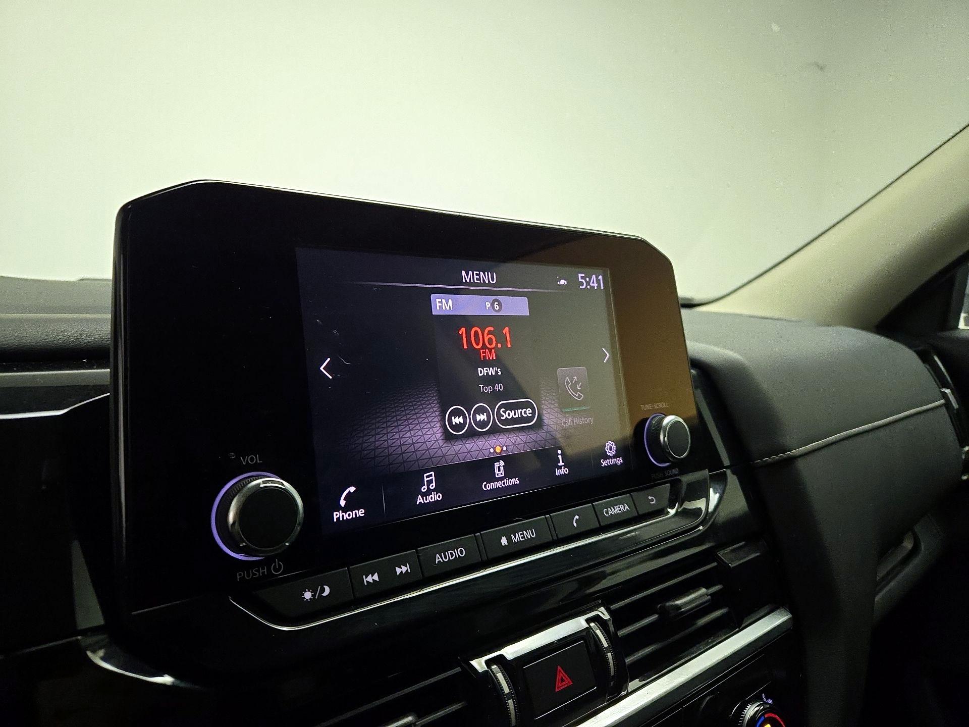 Thumbnail: 2022 Nissan Pathfinder - 15