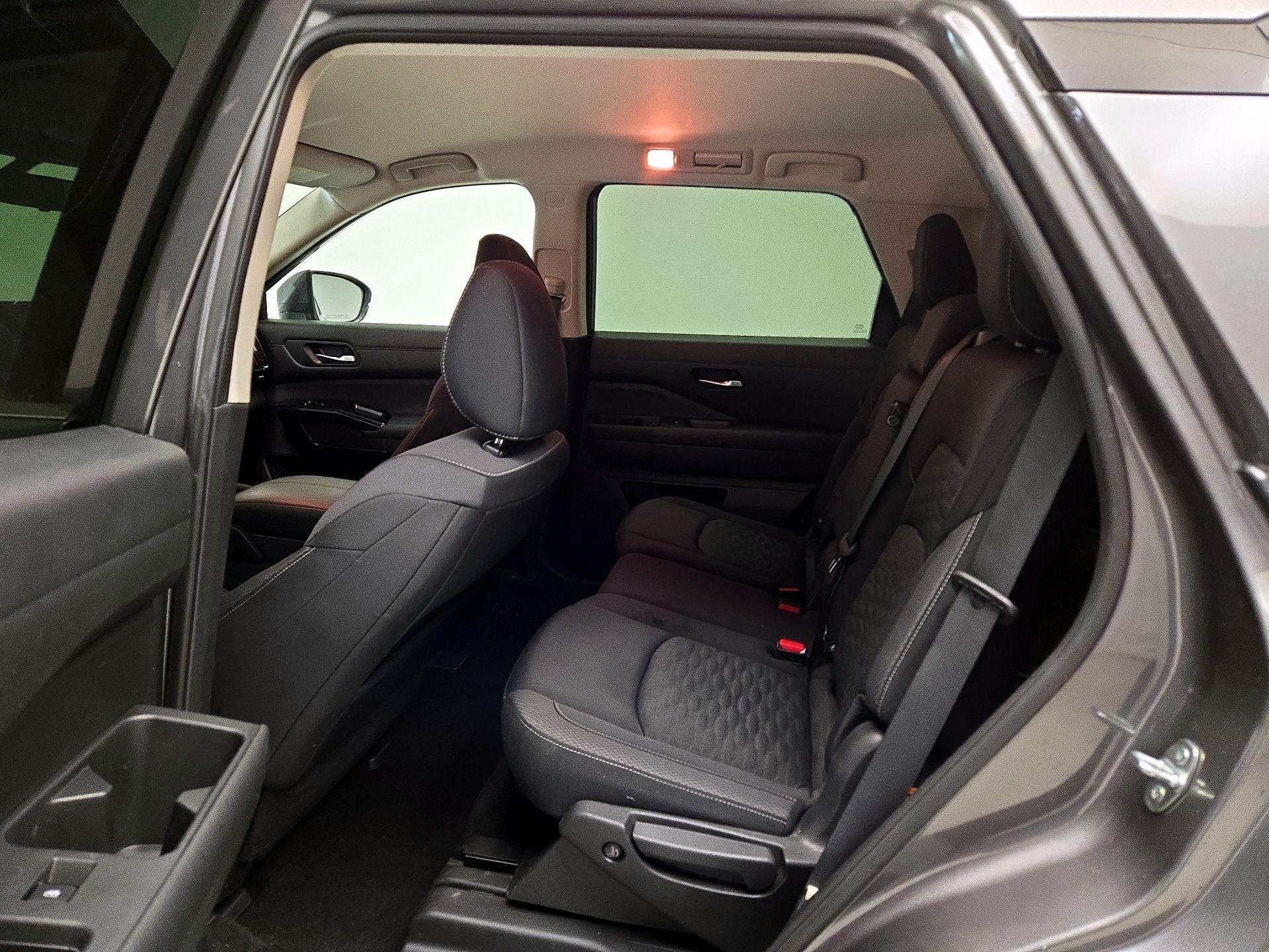 Thumbnail: 2022 Nissan Pathfinder - 19