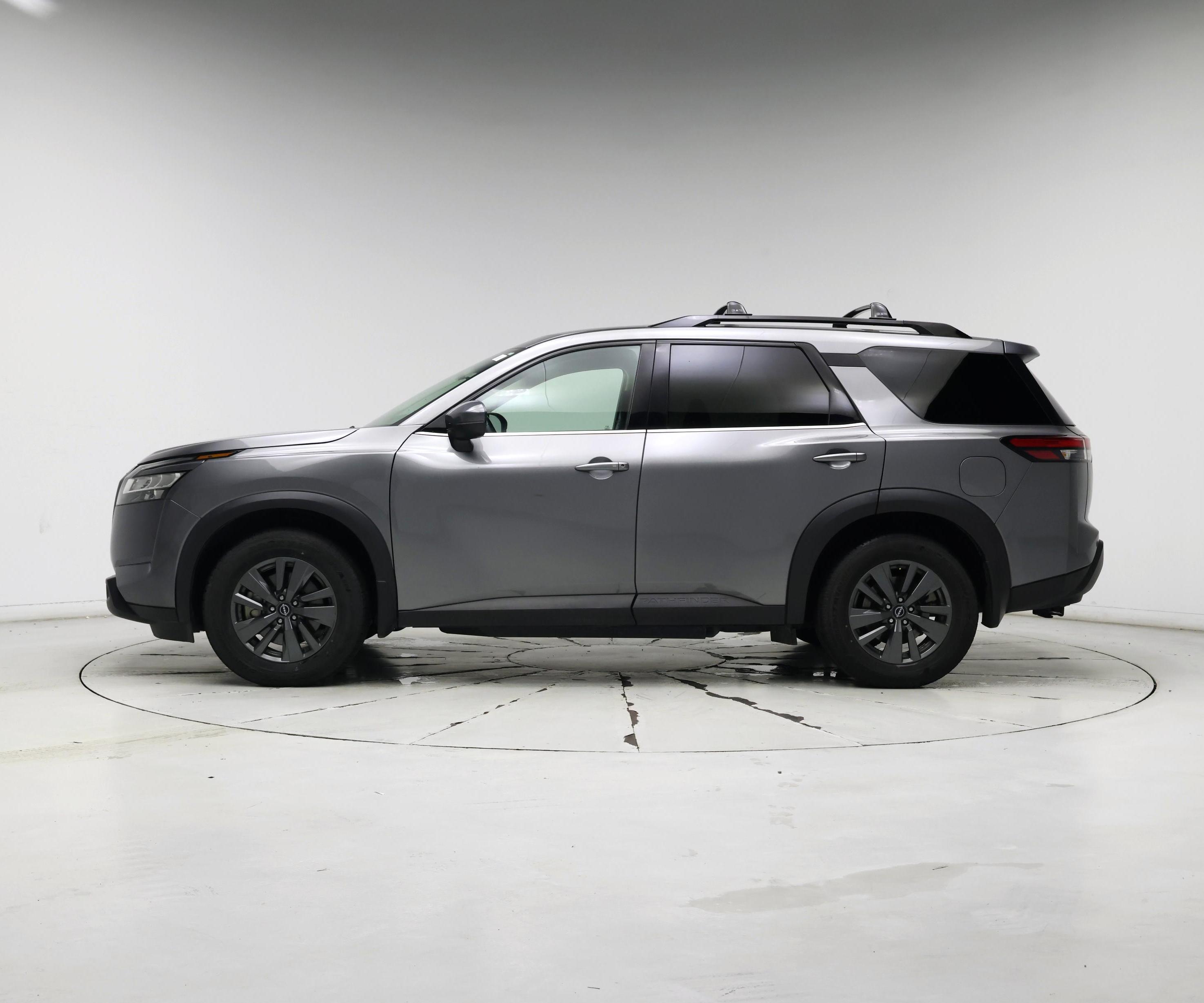 Thumbnail: 2022 Nissan Pathfinder - 3