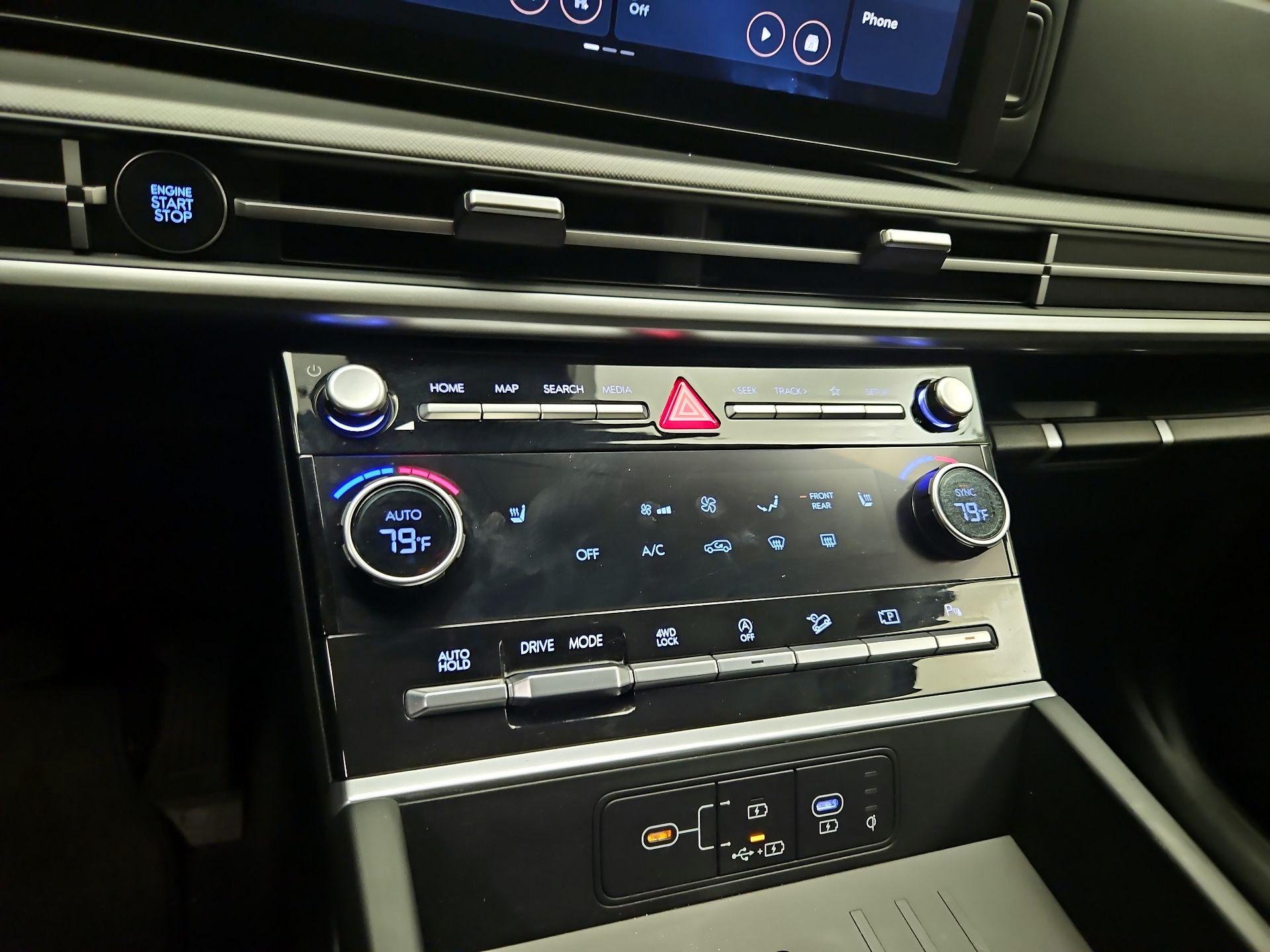 Thumbnail: 2024 Hyundai Santa Fe - 16