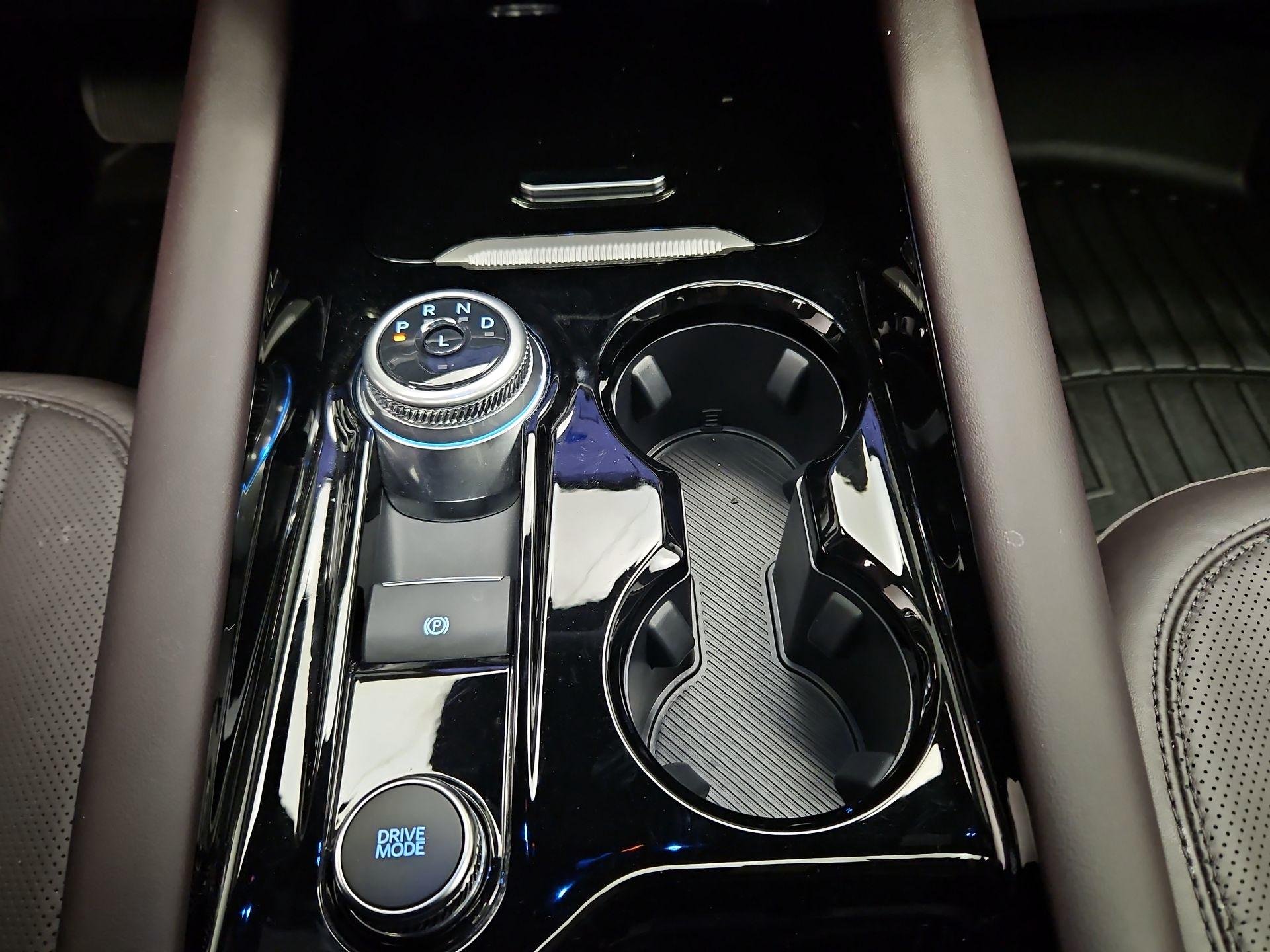 Thumbnail: 2025 Ford Explorer - 18