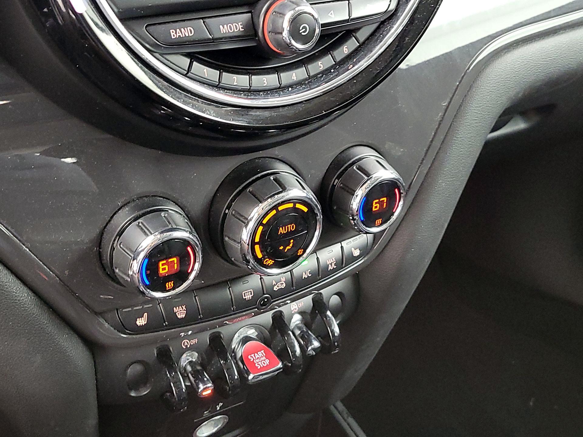 Thumbnail: 2020 MINI Cooper Countryman - 16