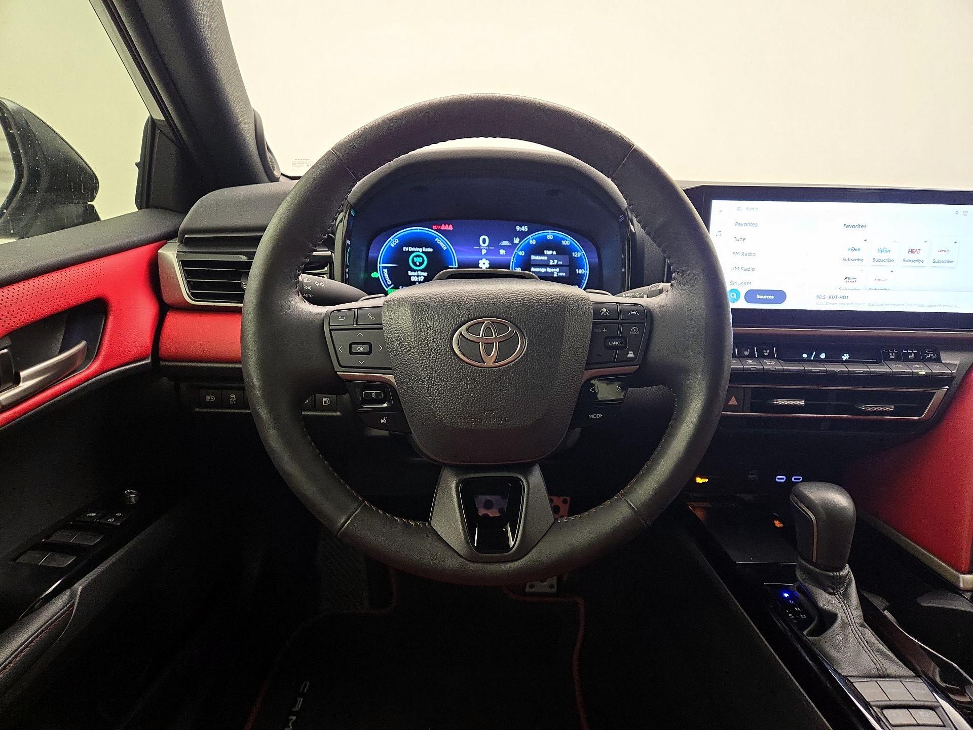 Thumbnail: 2025 Toyota Camry - 10