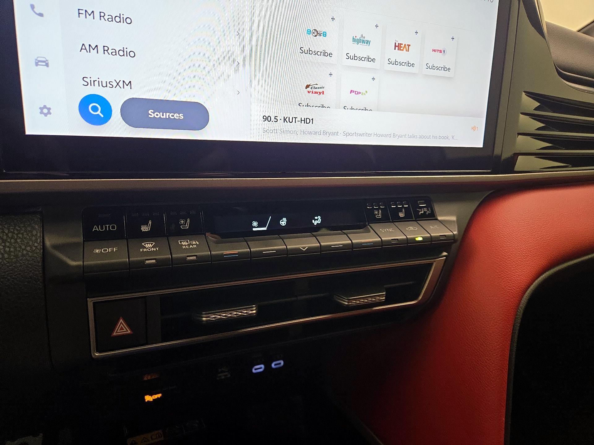 Thumbnail: 2025 Toyota Camry - 16