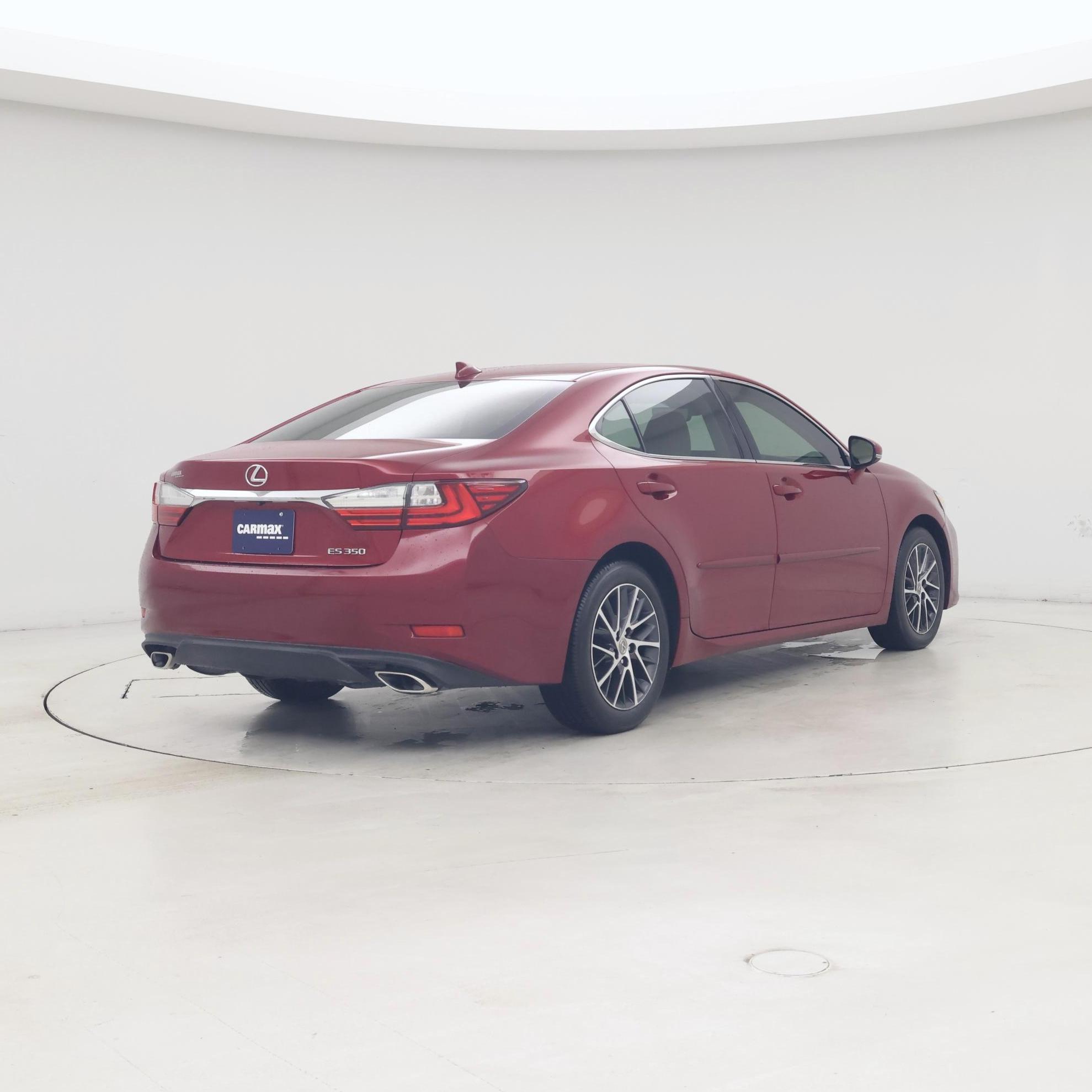 Thumbnail: 2016 Lexus ES - 8