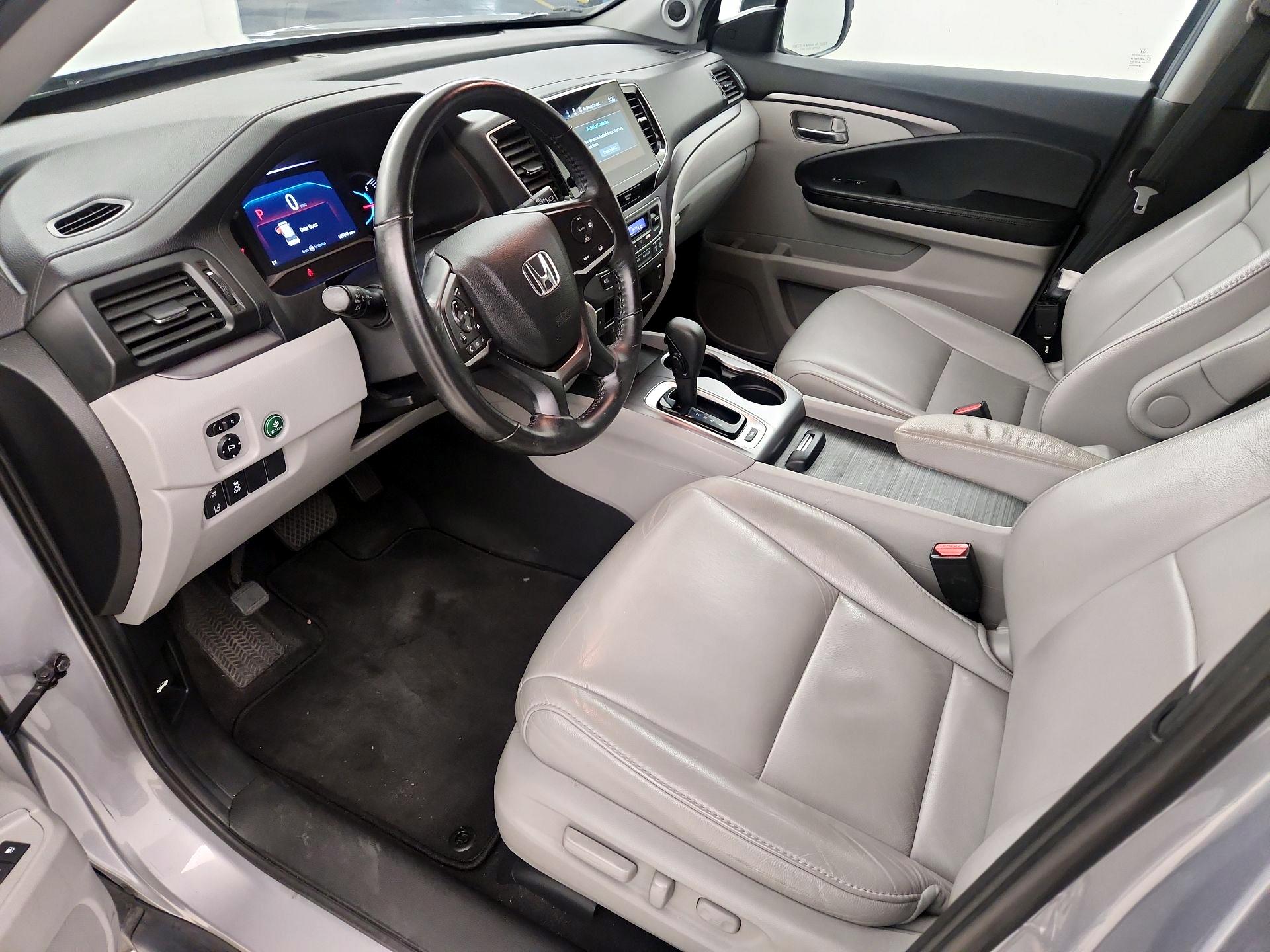 Thumbnail: 2019 Honda Pilot - 11