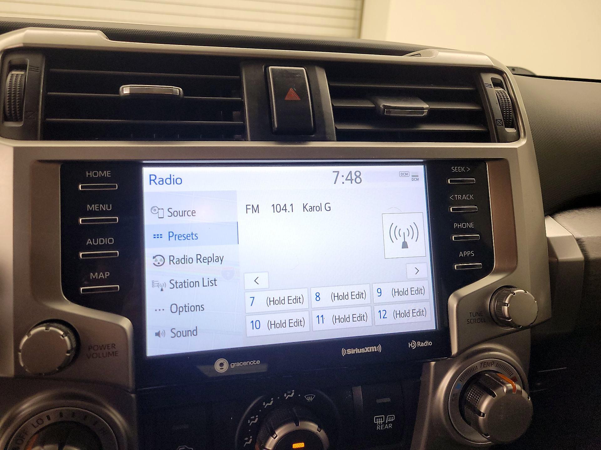 Thumbnail: 2020 Toyota 4Runner - 16