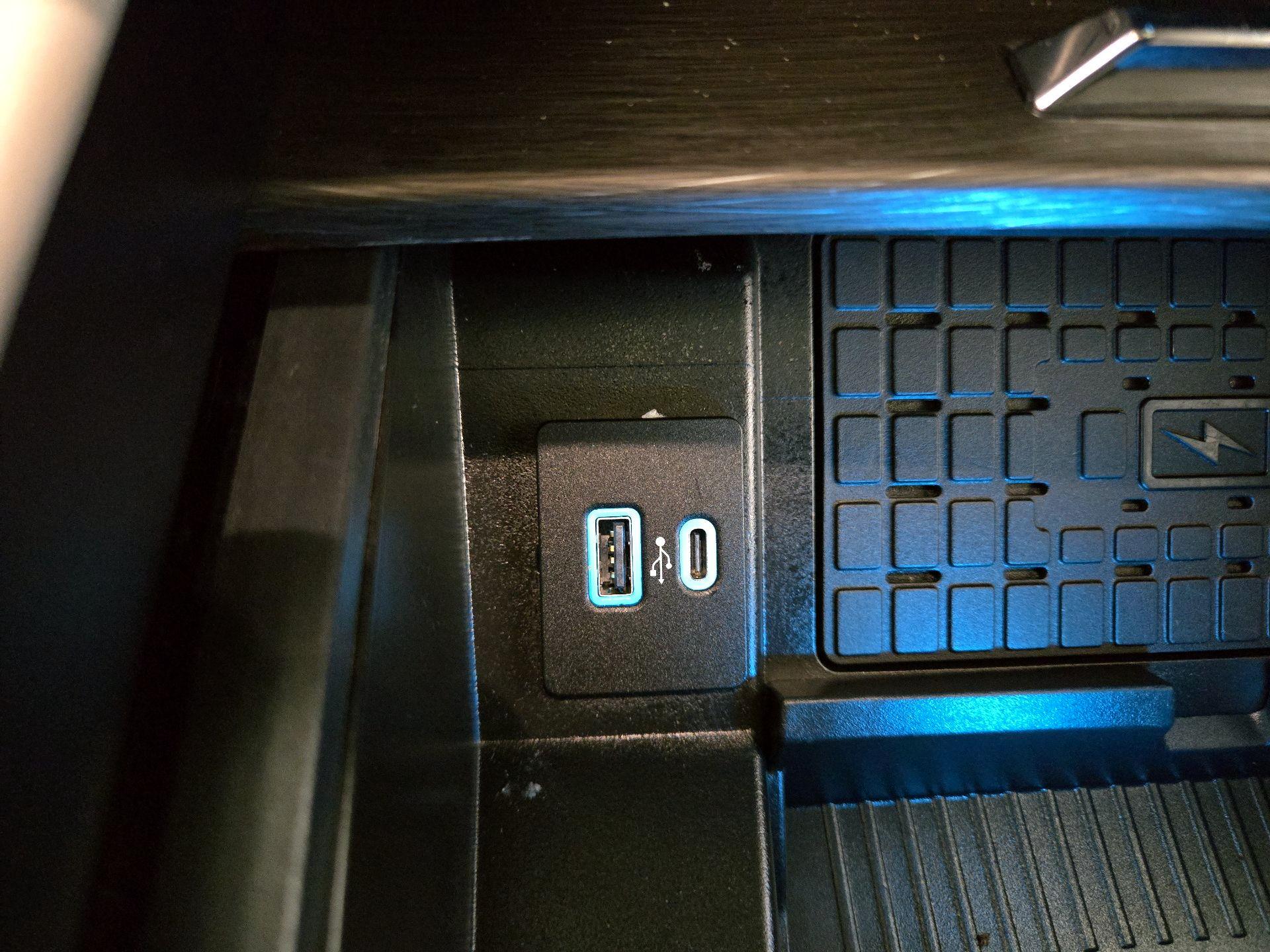 Thumbnail: 2023 Ford Expedition MAX - 19