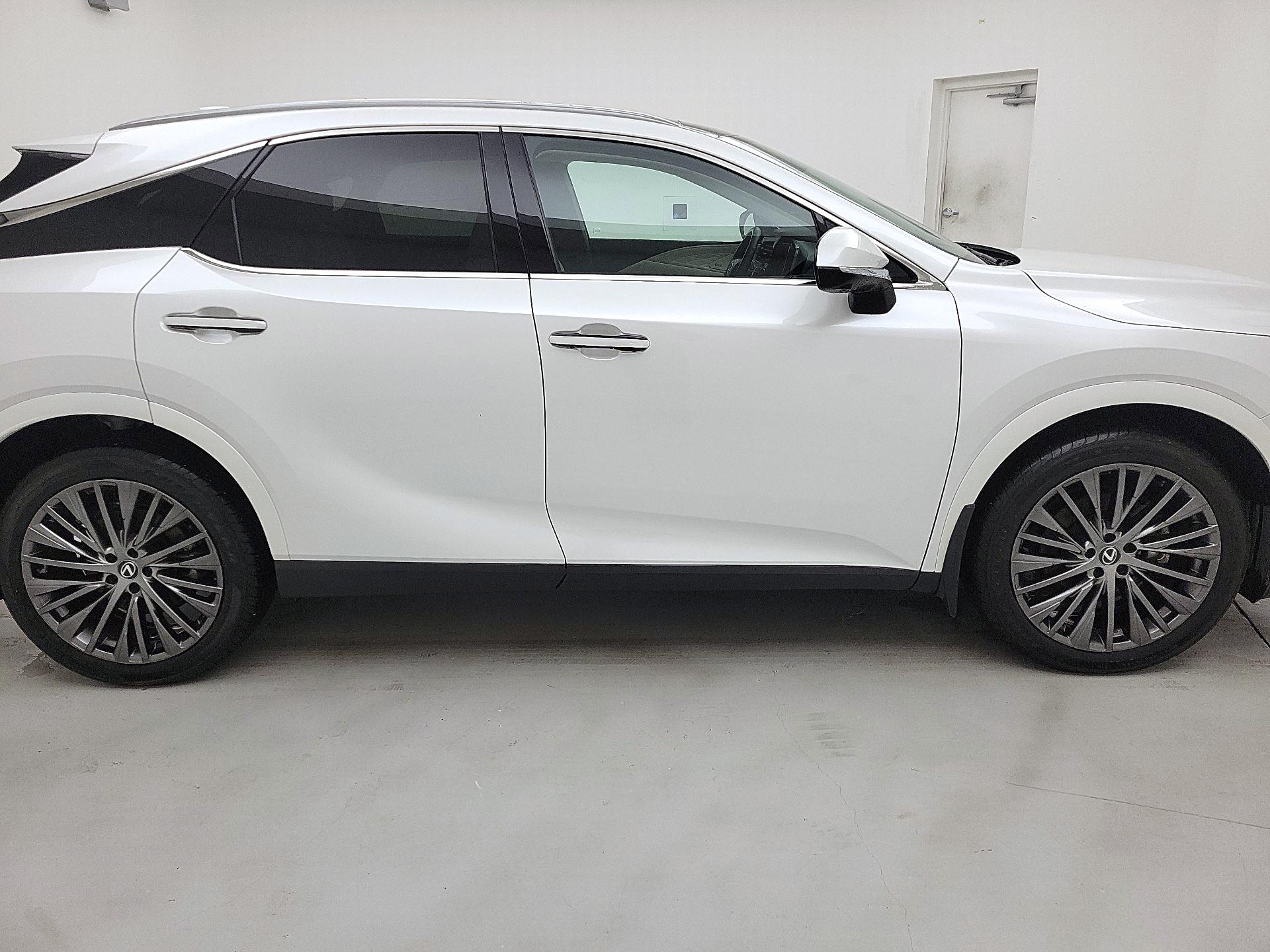 Thumbnail: 2024 Lexus RX - 4