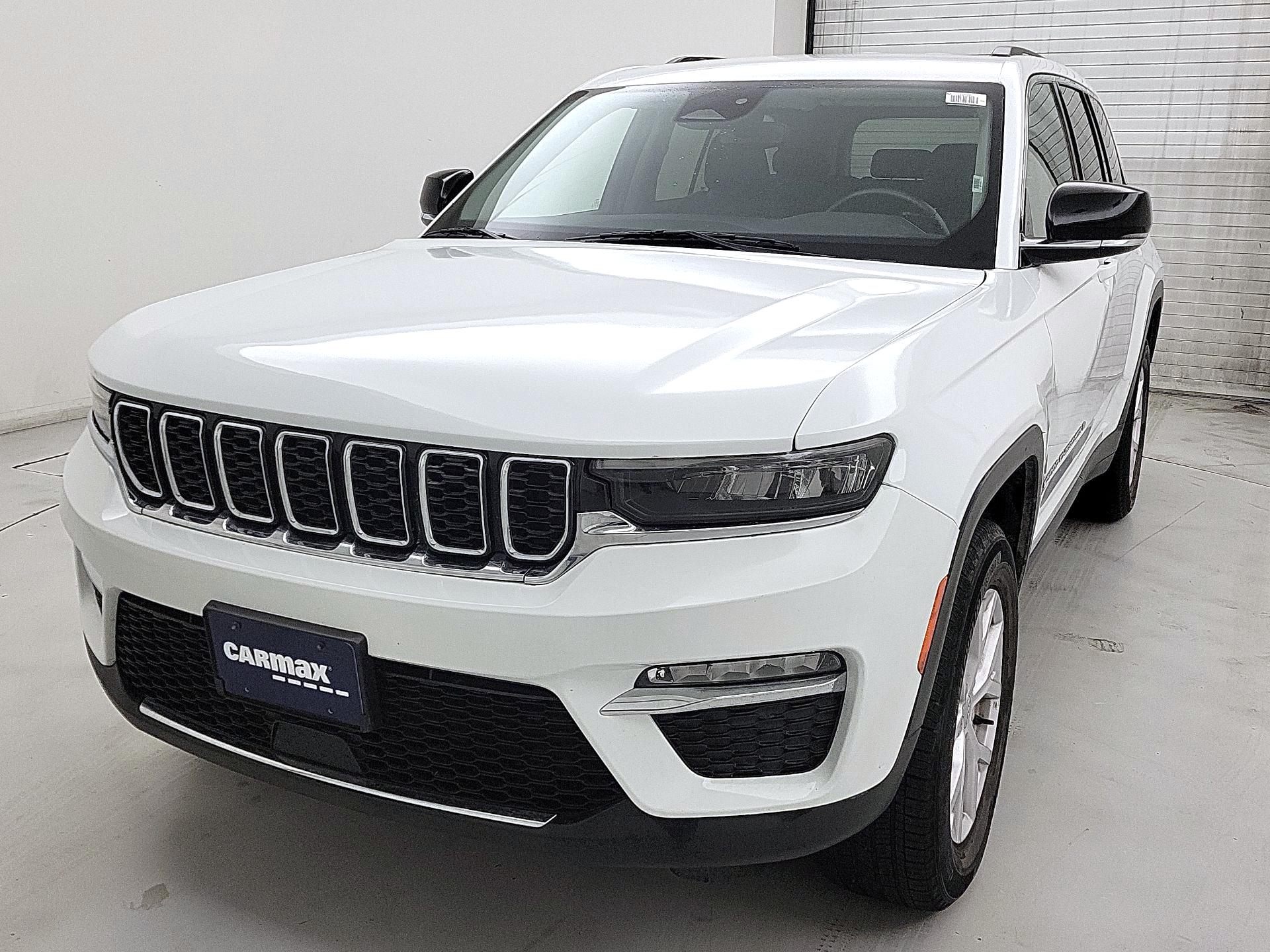 Thumbnail: 2022 Jeep Grand Cherokee - 3