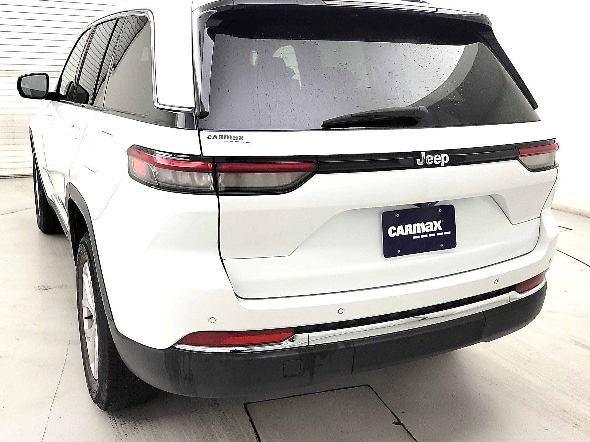 Thumbnail: 2022 Jeep Grand Cherokee - 7