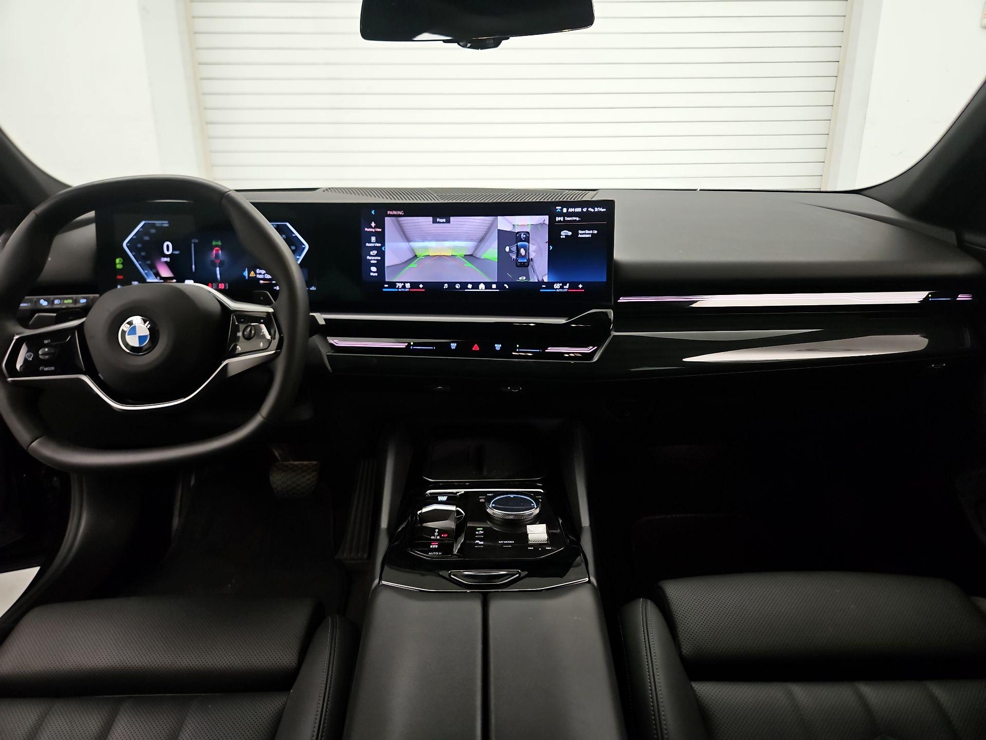 Thumbnail: 2025 BMW 5 Series - 9