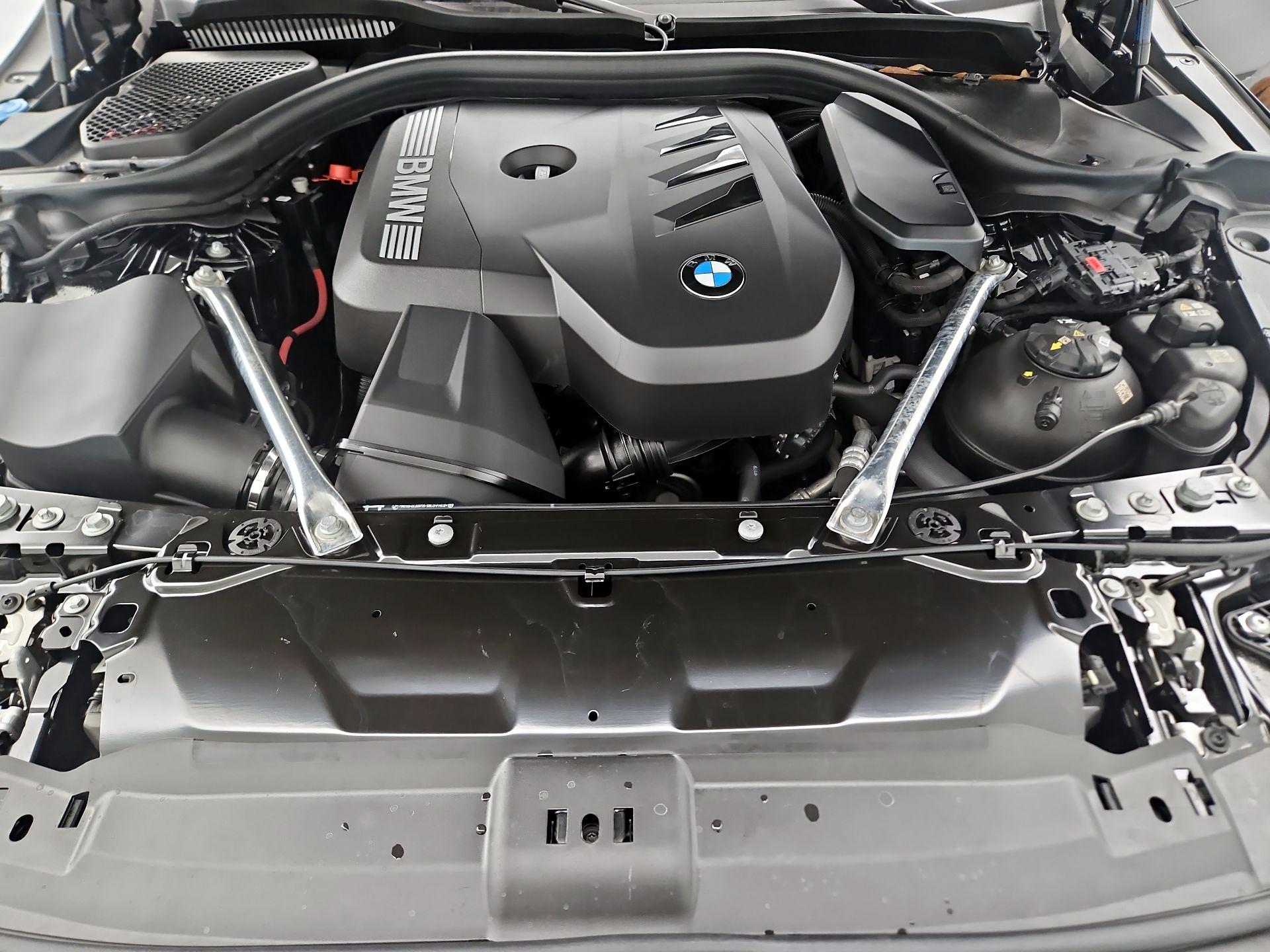 Thumbnail: 2025 BMW 5 Series - 18