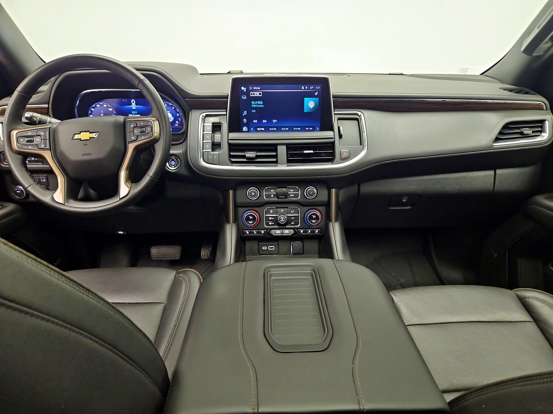 Thumbnail: 2023 Chevrolet Suburban - 9