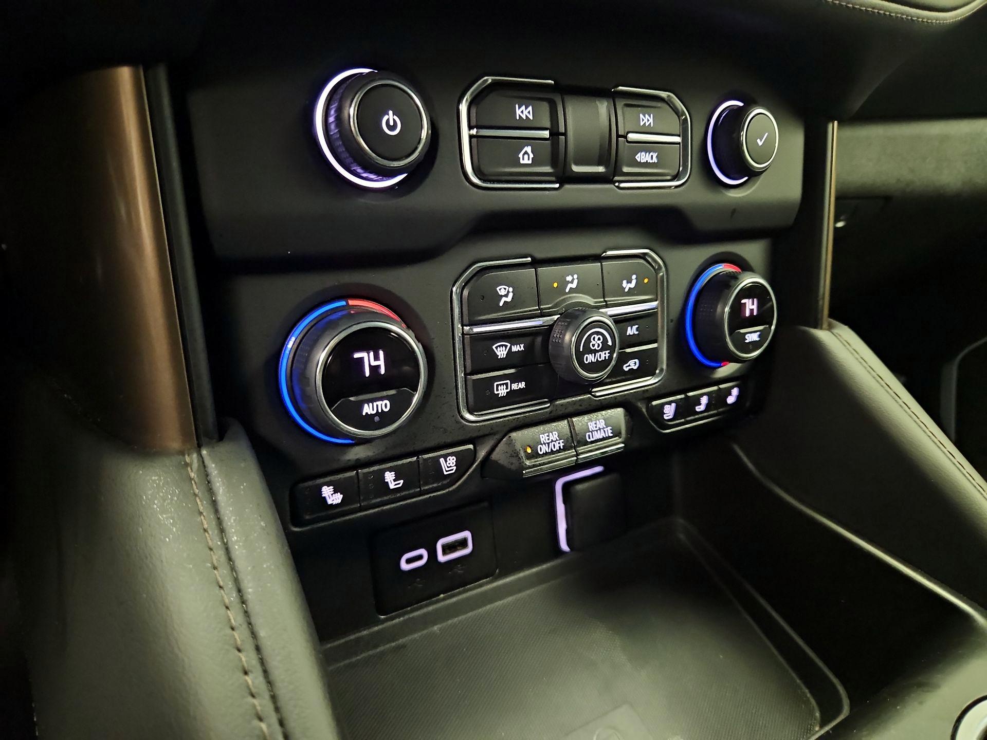 Thumbnail: 2023 Chevrolet Suburban - 16