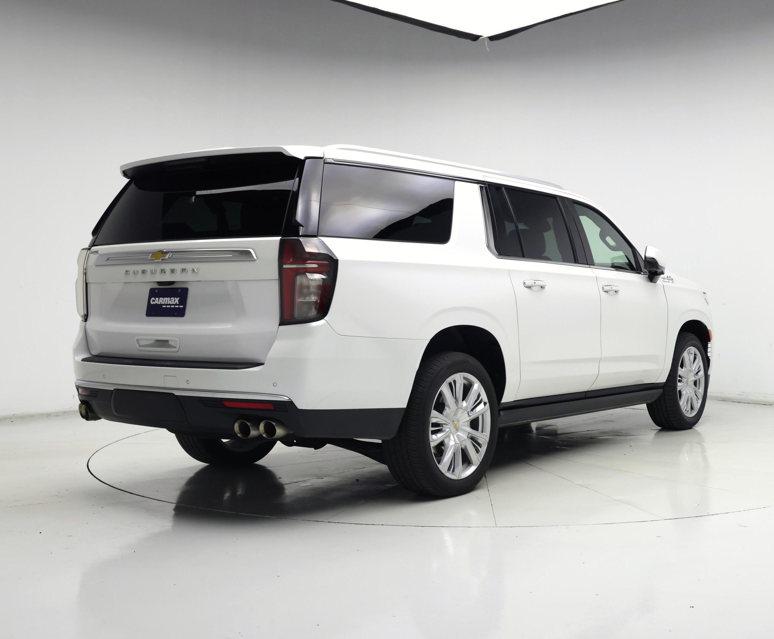 Thumbnail: 2023 Chevrolet Suburban - 8