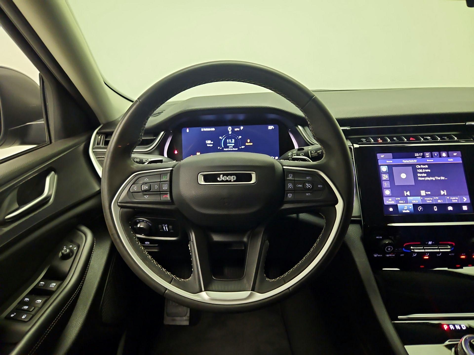 Thumbnail: 2024 Jeep Grand Cherokee - 10