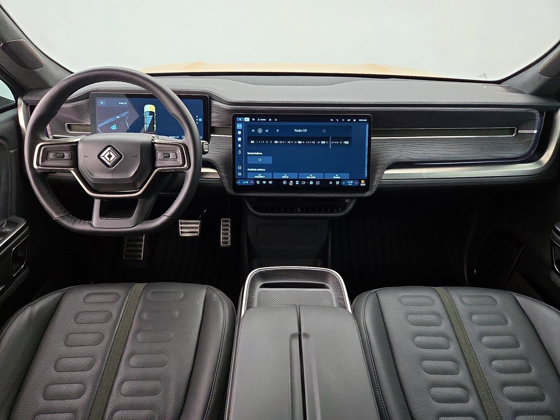 Thumbnail: 2023 Rivian R1S - 9