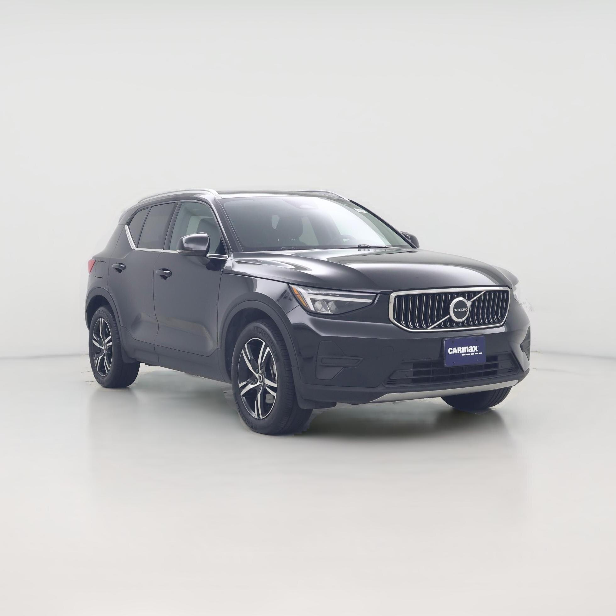 Thumbnail: 2025 Volvo XC40 - 1