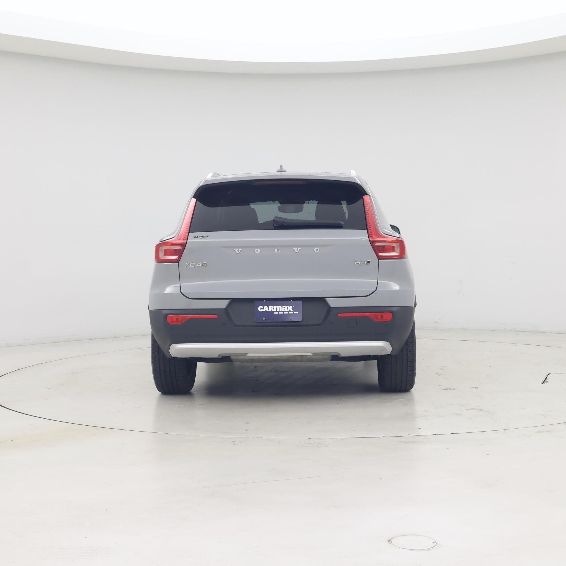 Thumbnail: 2025 Volvo XC40 - 6