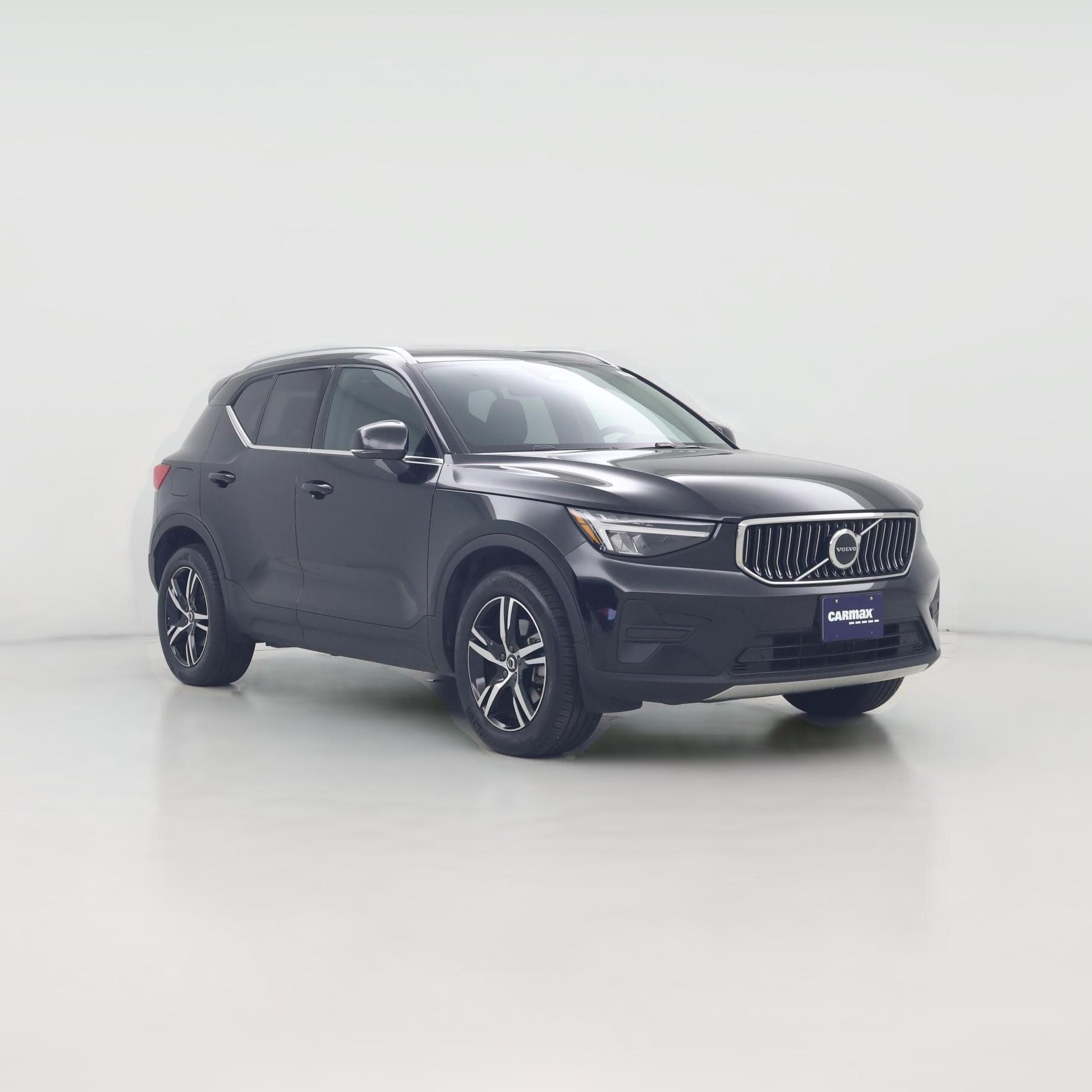 Thumbnail: 2025 Volvo XC40 - 1
