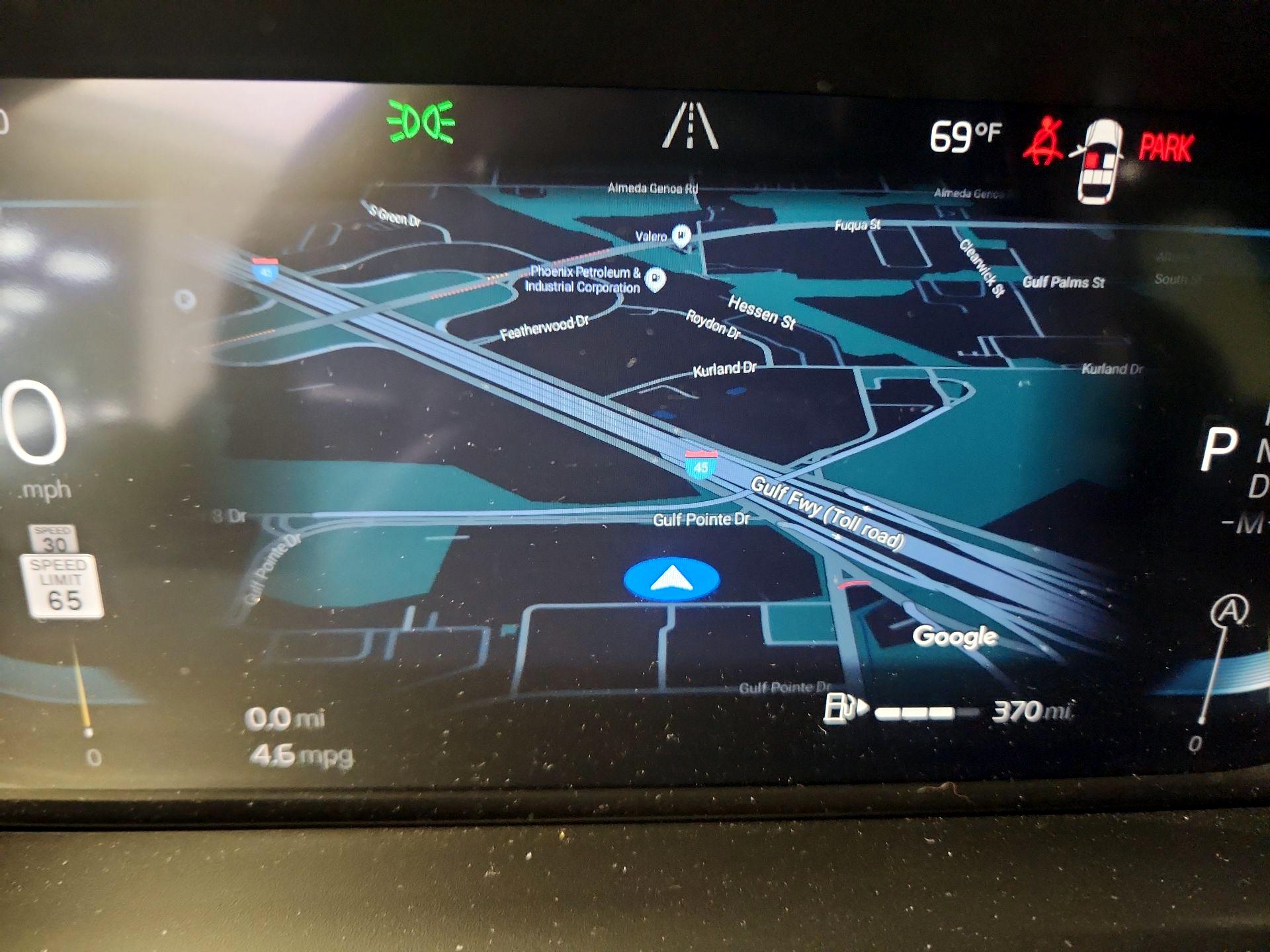 Thumbnail: 2025 Volvo XC40 - 14