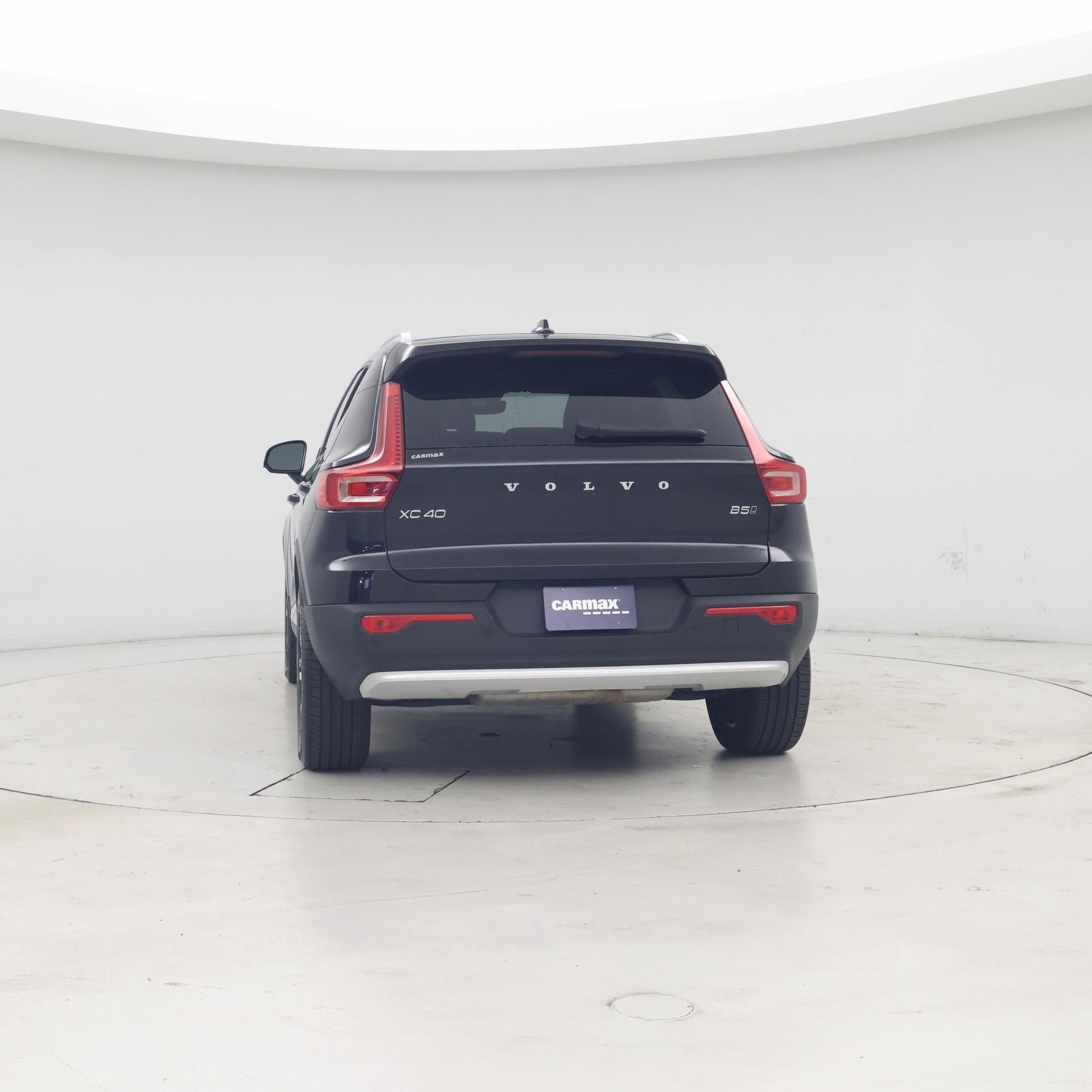 Thumbnail: 2025 Volvo XC40 - 6