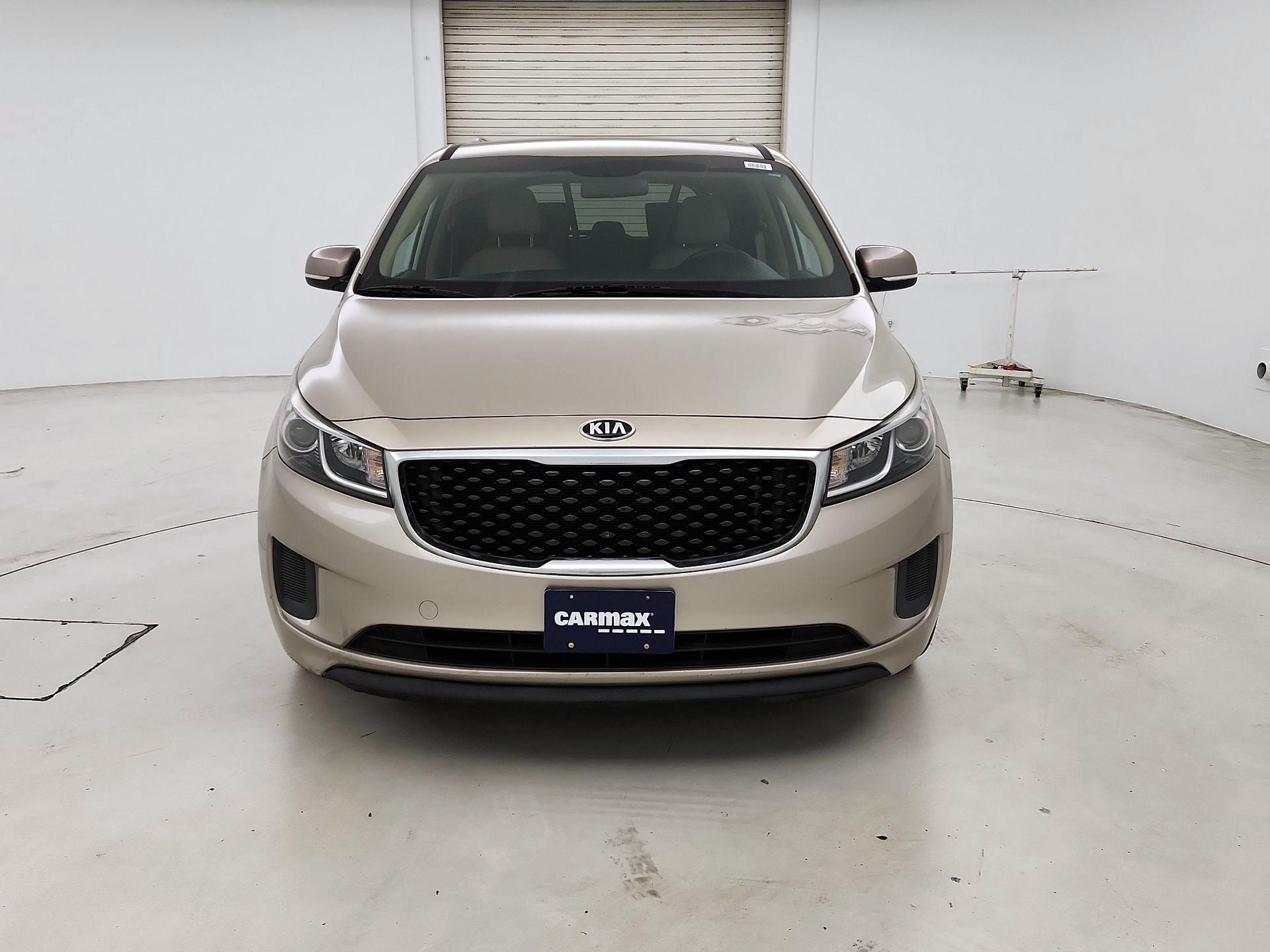 Thumbnail: 2016 Kia Sedona - 2